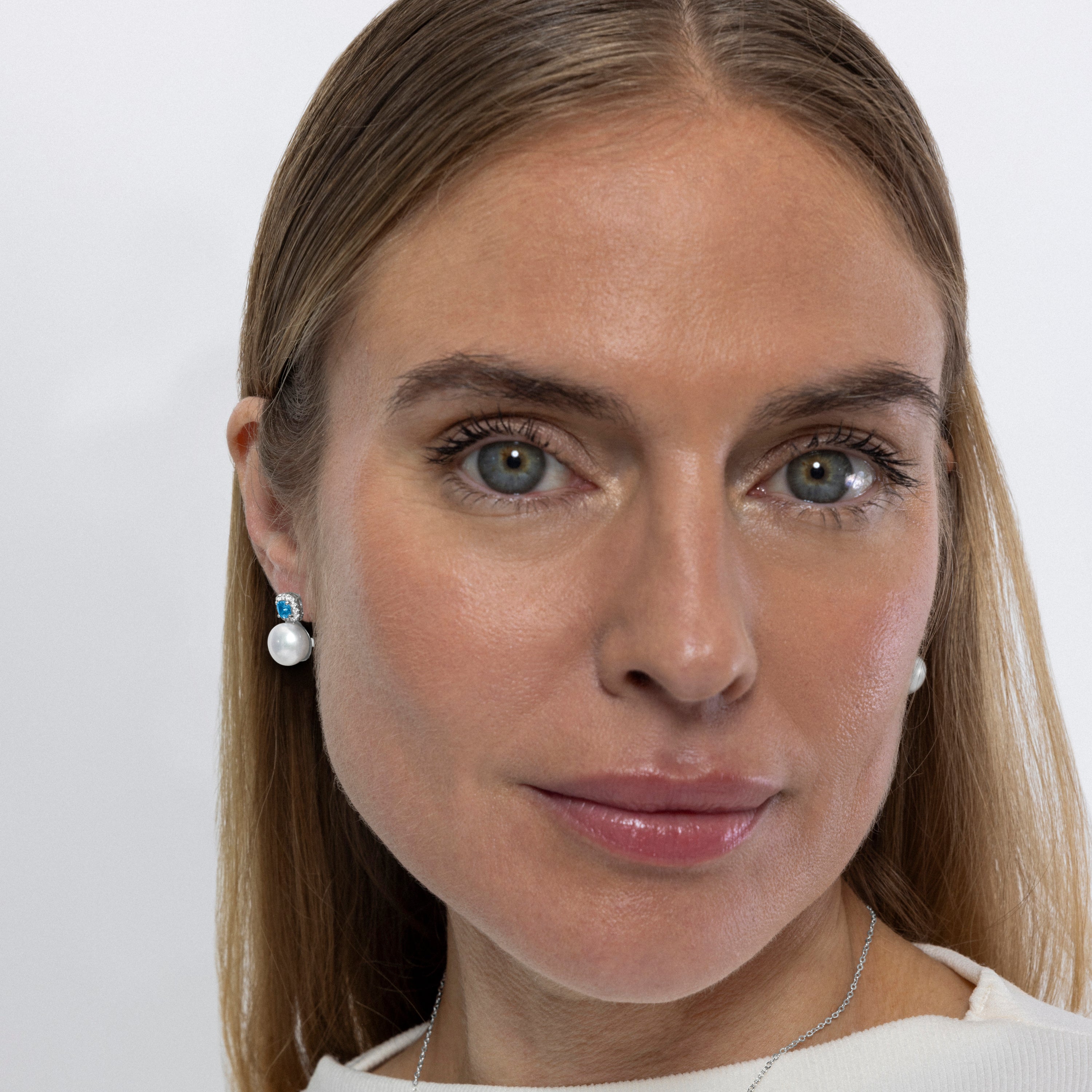 Pendientes de Plata de Ley 925 y Circonita Topacio Azul acabados en rodio - Eroy