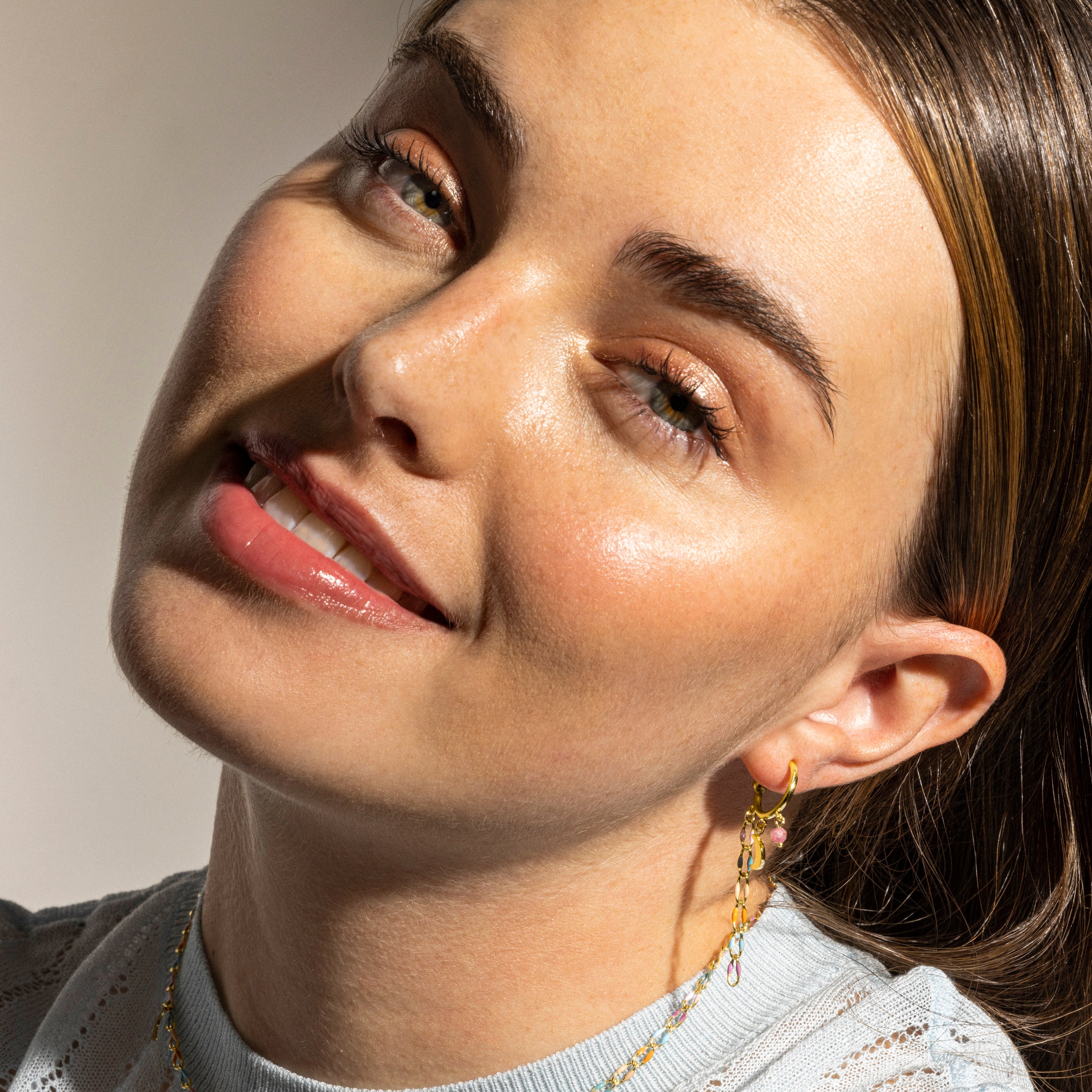 Pendientes de Plata de Ley 925 y Lacado Multicolor acabado oro 18k - Omtra