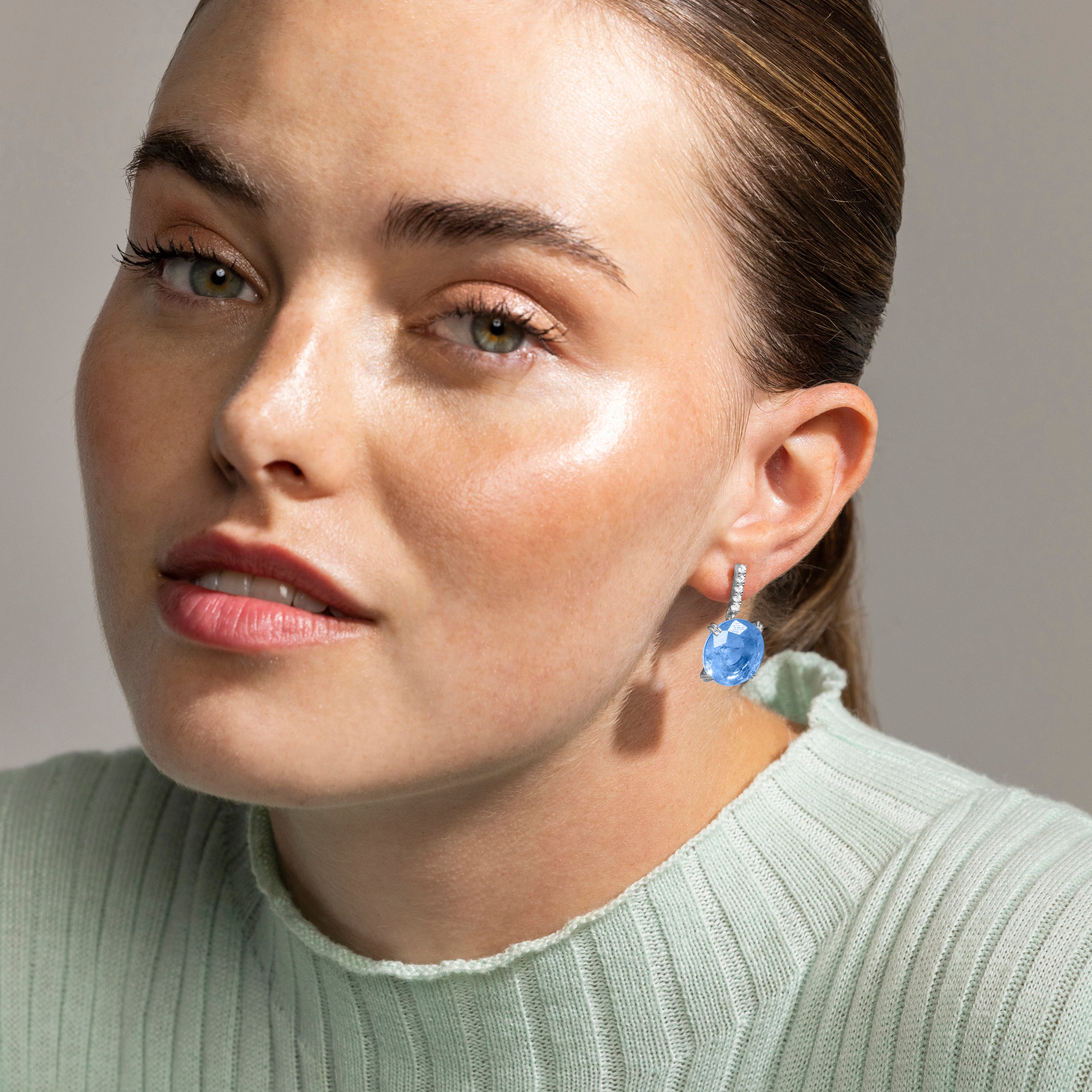 Pendientes de Plata de Ley 925 y Cuarzo Hidrotermal Azul Claro acabado en rodio - Lehind