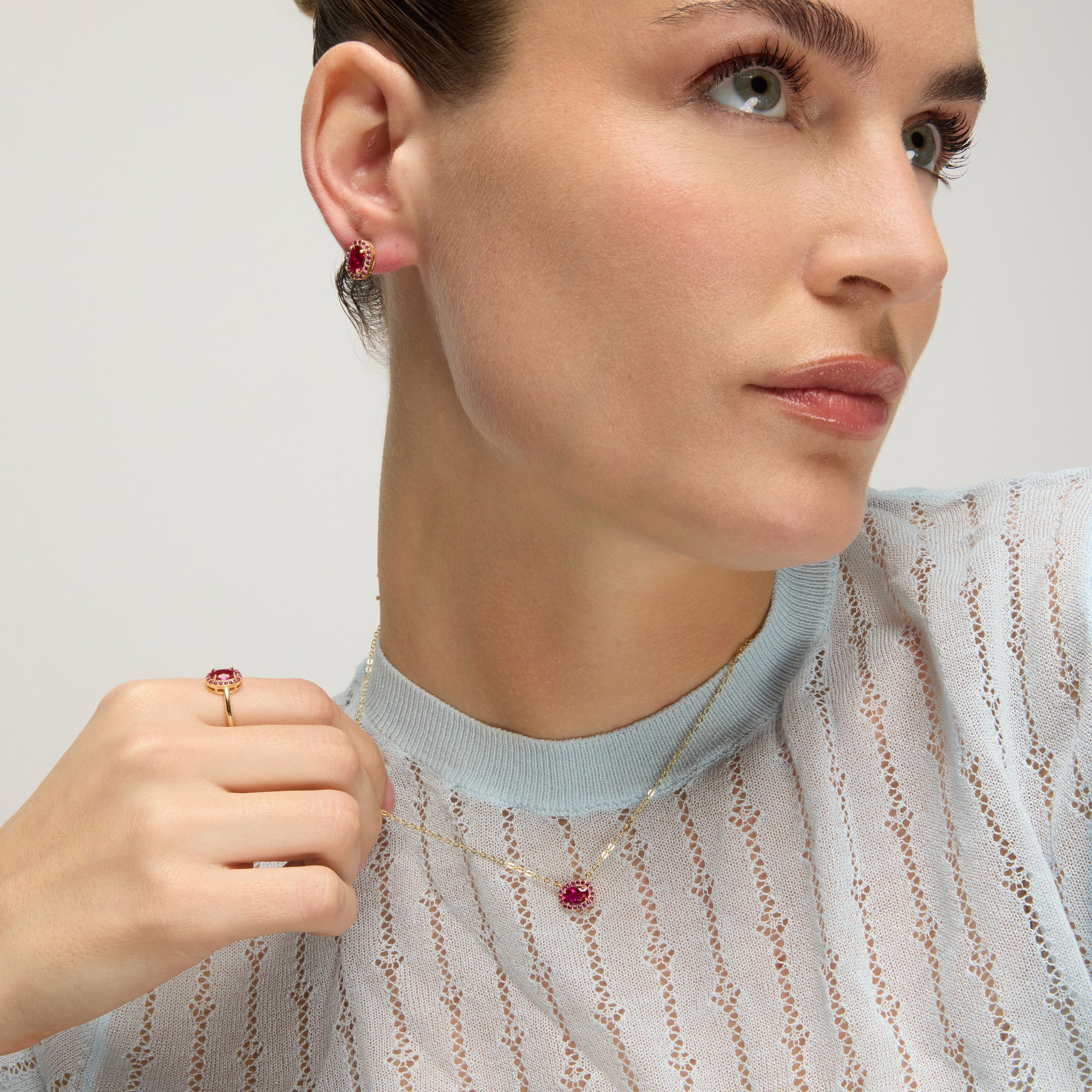 Pendientes de Plata de Ley 925 y Circonita Rubí acabado oro amarillo de 18k - Unxo