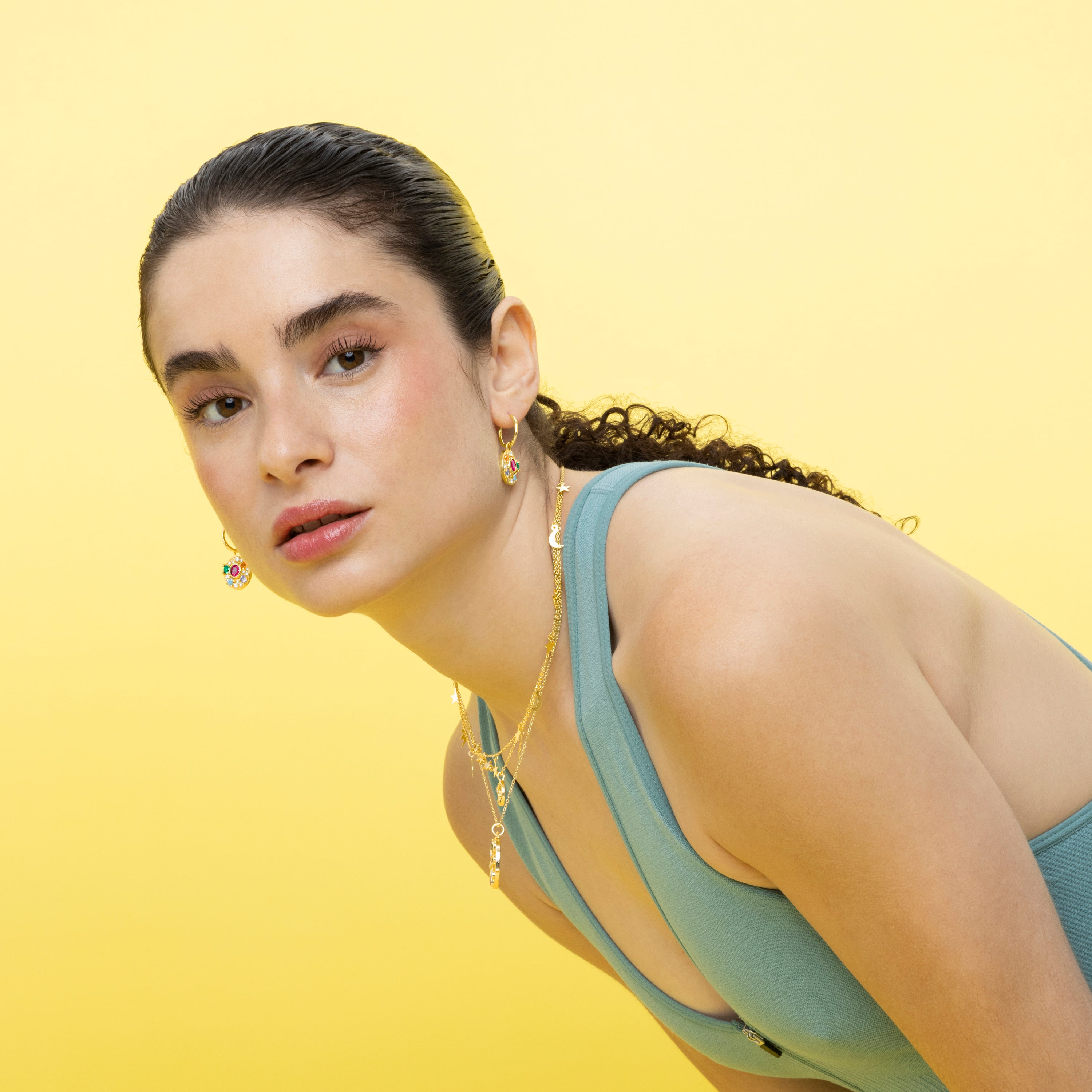 Pendientes de Plata de Ley 925 y Circonita Multicolor acabados en oro amarillo de 18k - Hatol