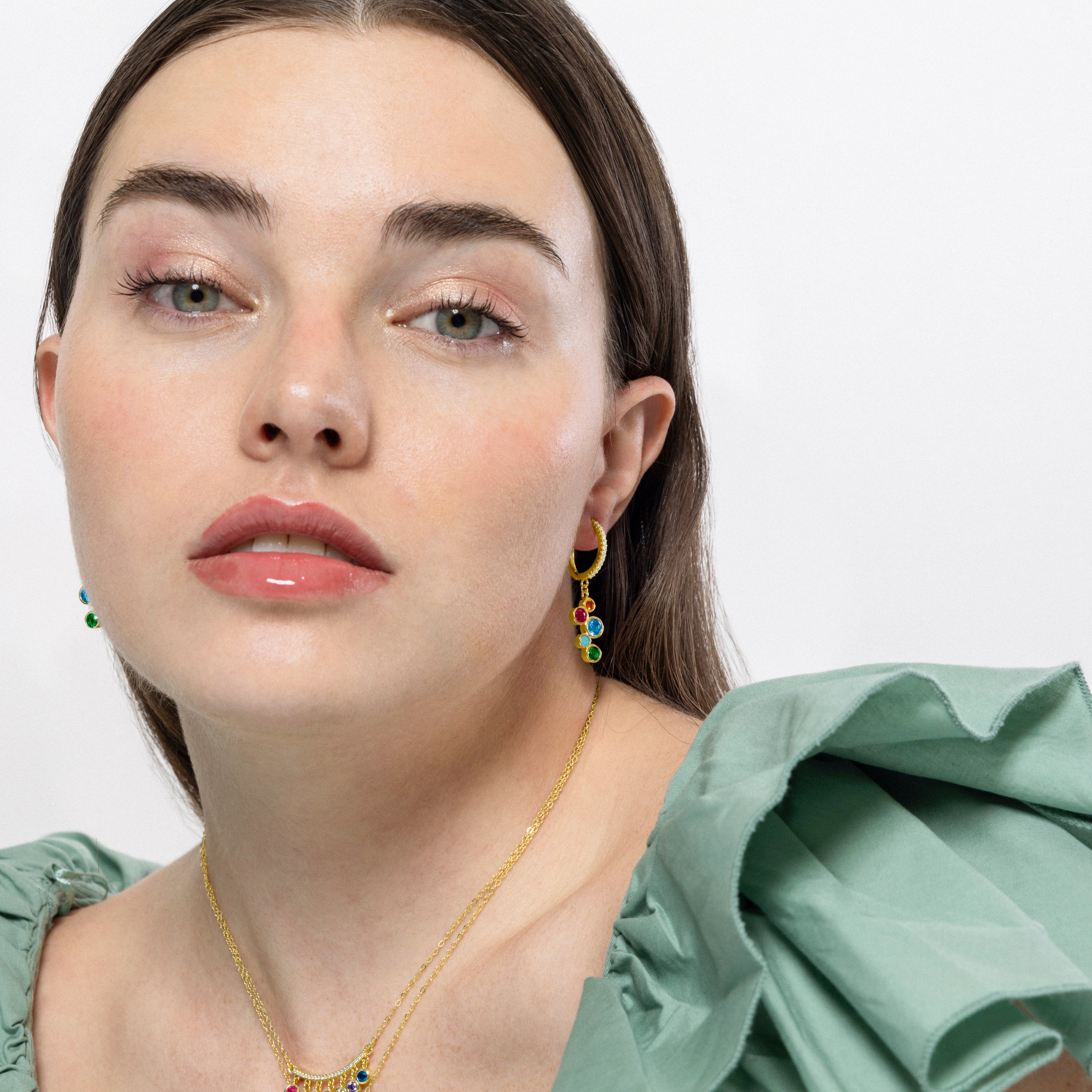 Pendientes de Plata de Ley 925 y Circonita Multicolor acabados en oro amarillo de 18k - Zontas