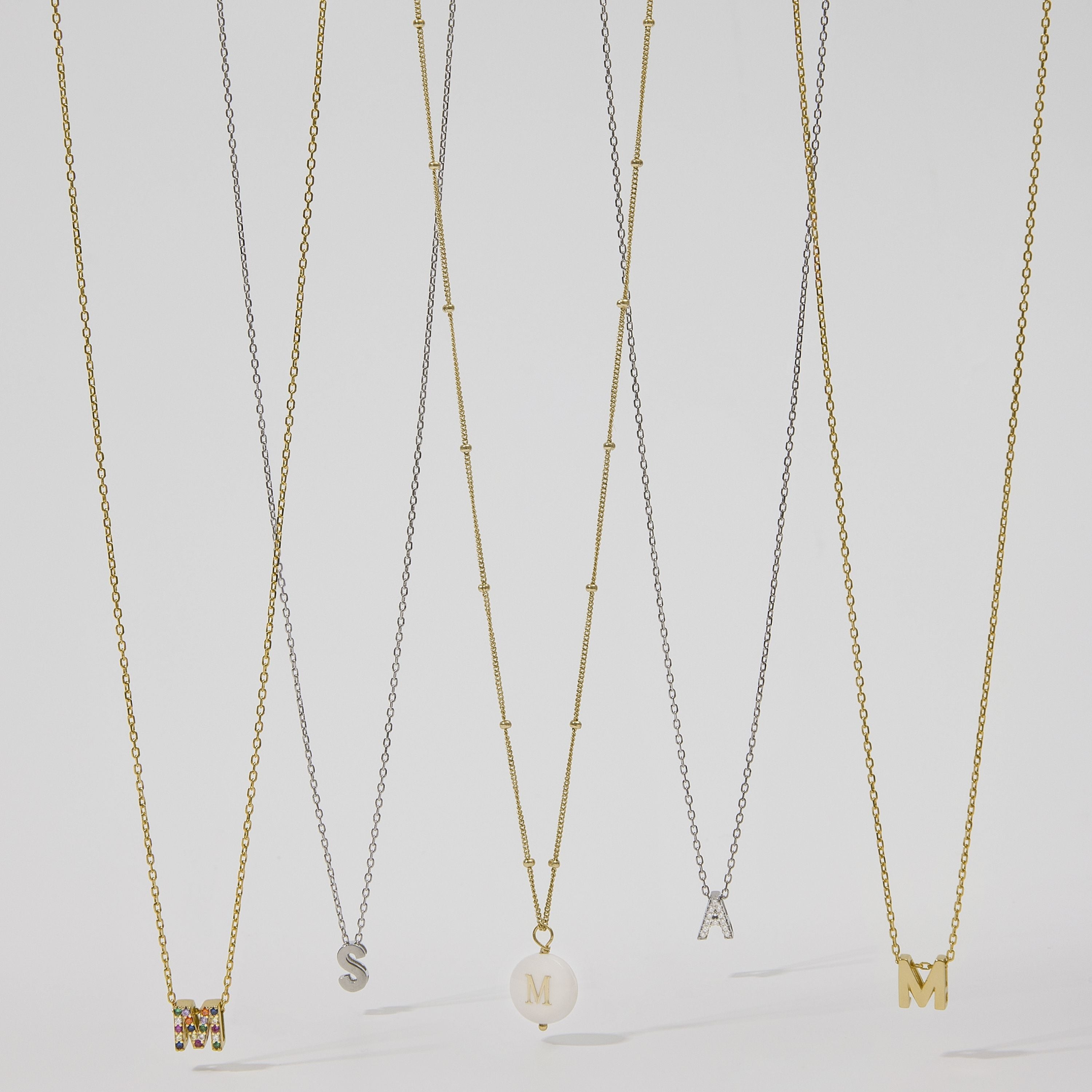 Collar de Plata de Ley 925 con Circonita Multicolor acabado en oro amarillo de 18K - Alphabet