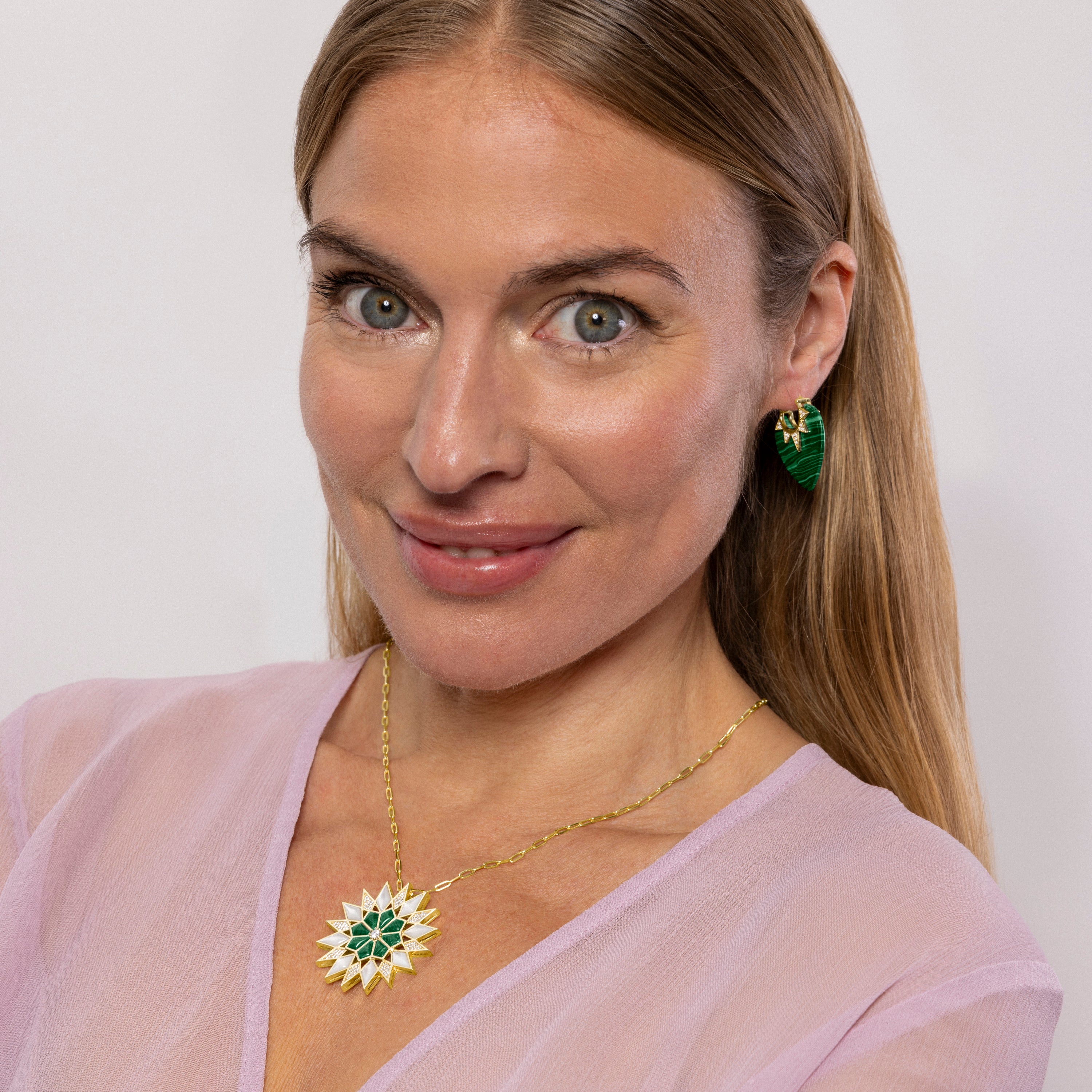 Collar de Plata de Ley 925 y Malaquita acabado en oro amarillo de 18k - Ndai