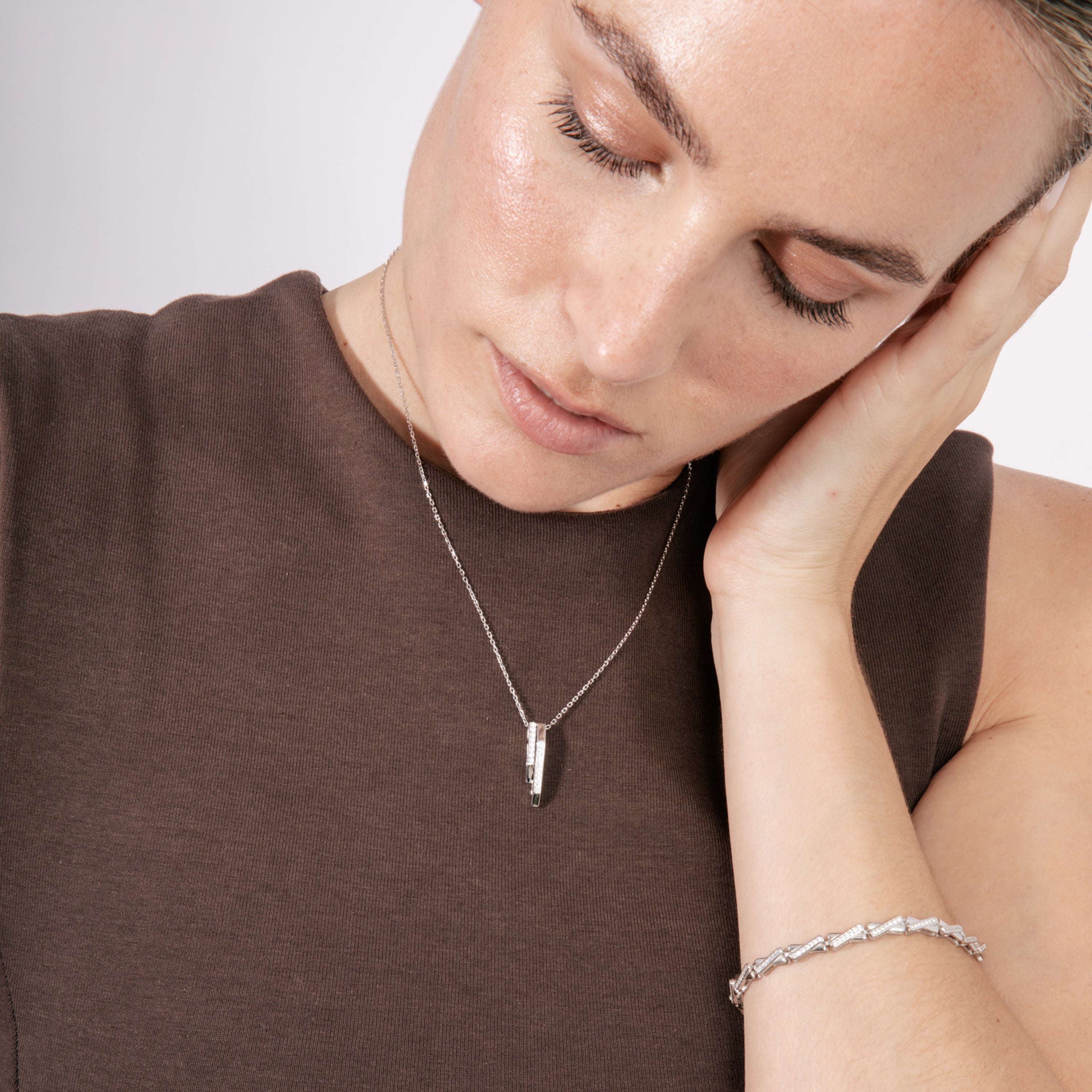 Collar de Plata de Ley 925 y Circonita Brillante acabado en rodio - Uthera