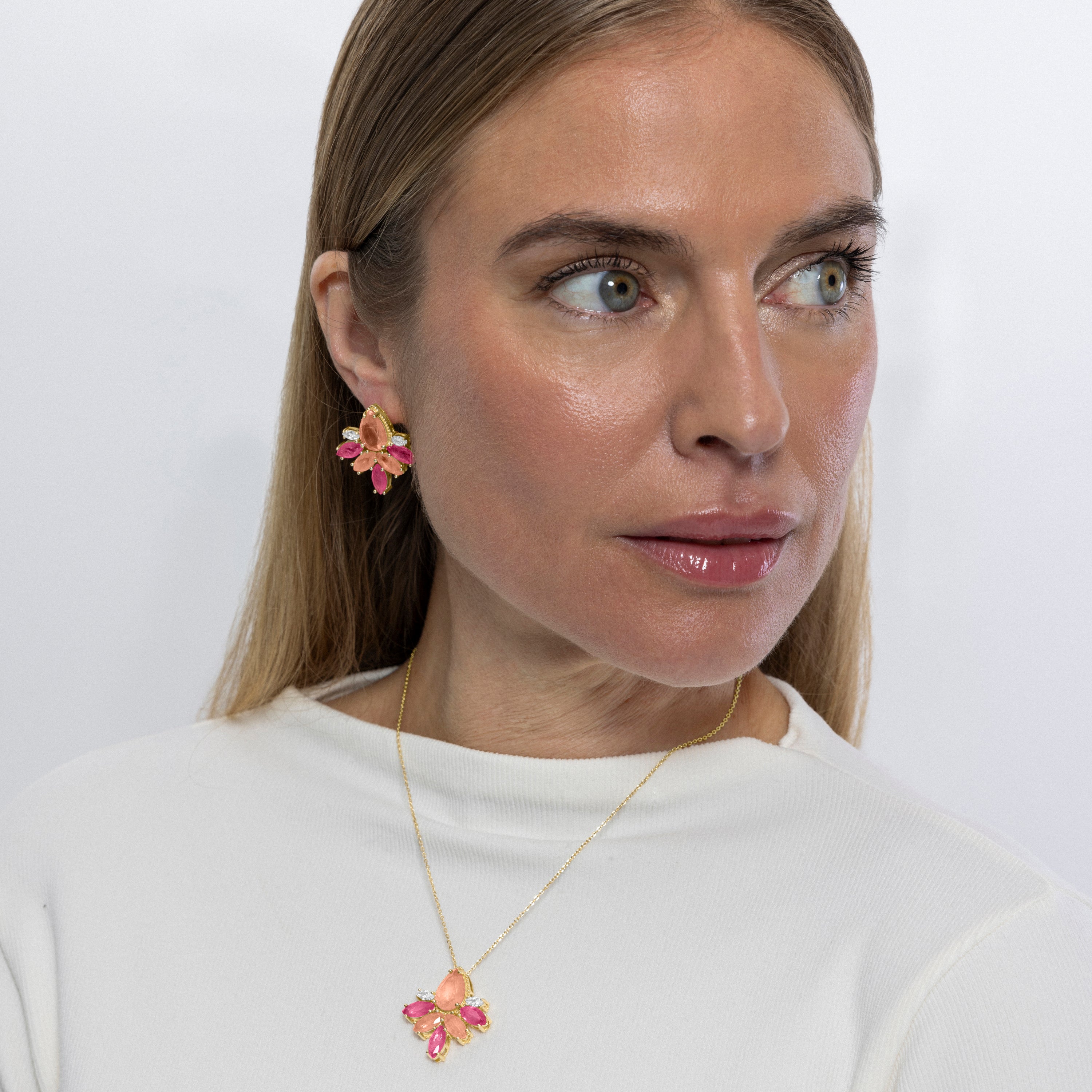 Collar de Plata de Ley 925 y Circonita Multicolor acabado en oro amarillo de 18k - Shanvi