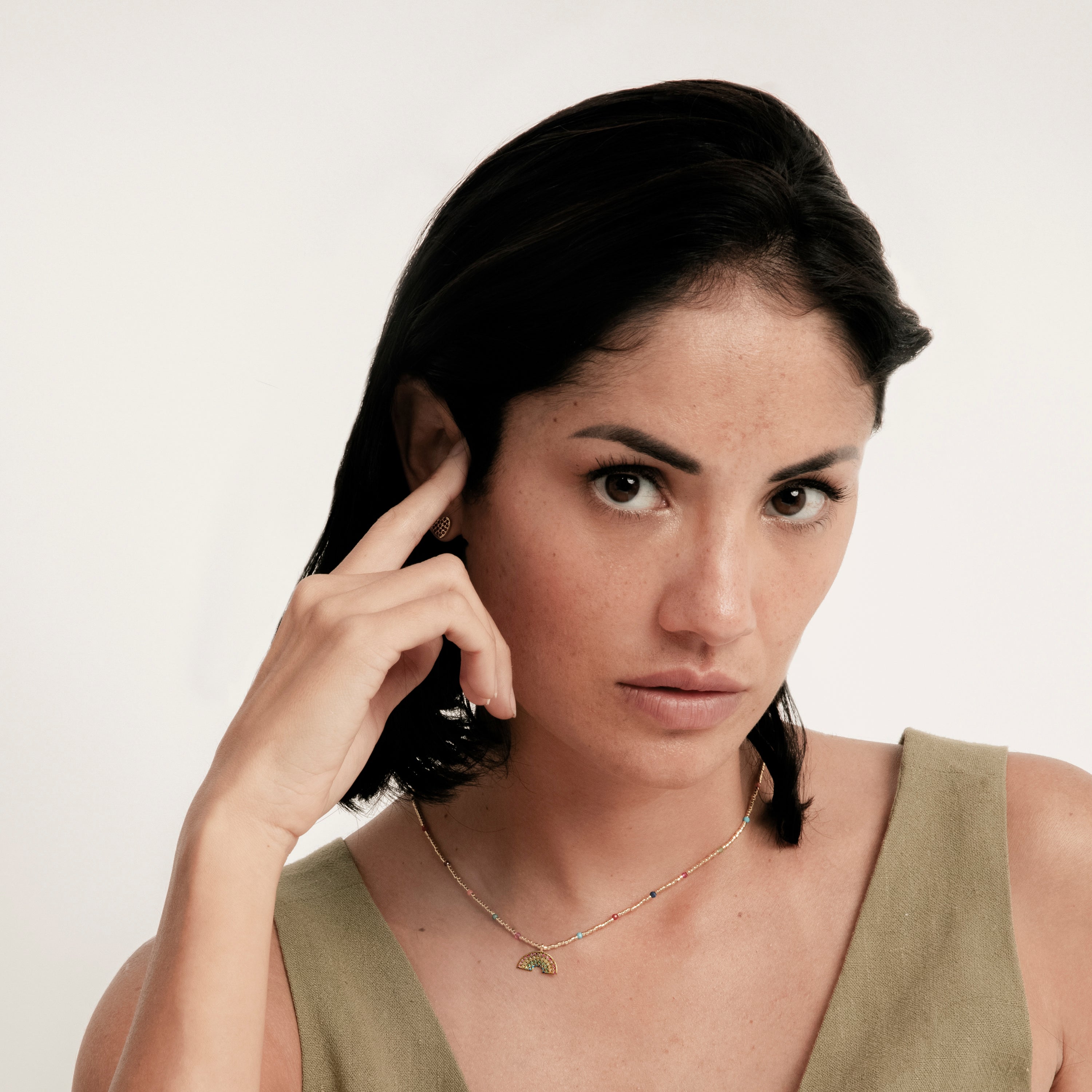 Collar de Plata de Ley 925 y Circonita Multicolor acabado en oro amarillo 18k - Nivart