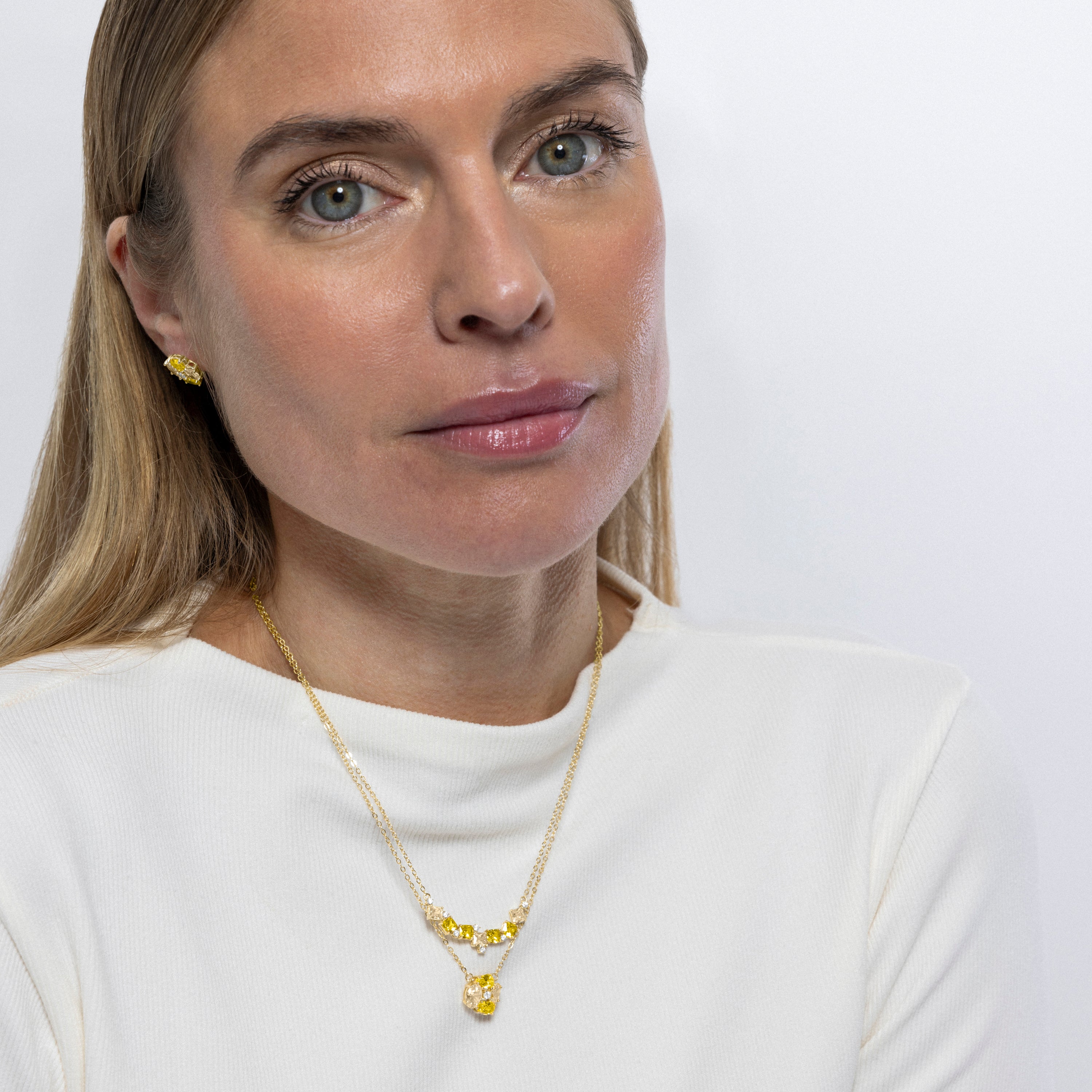 Collar de Plata de Ley 925 y Padparadscha acabado en oro amarillo de 18k - Akma