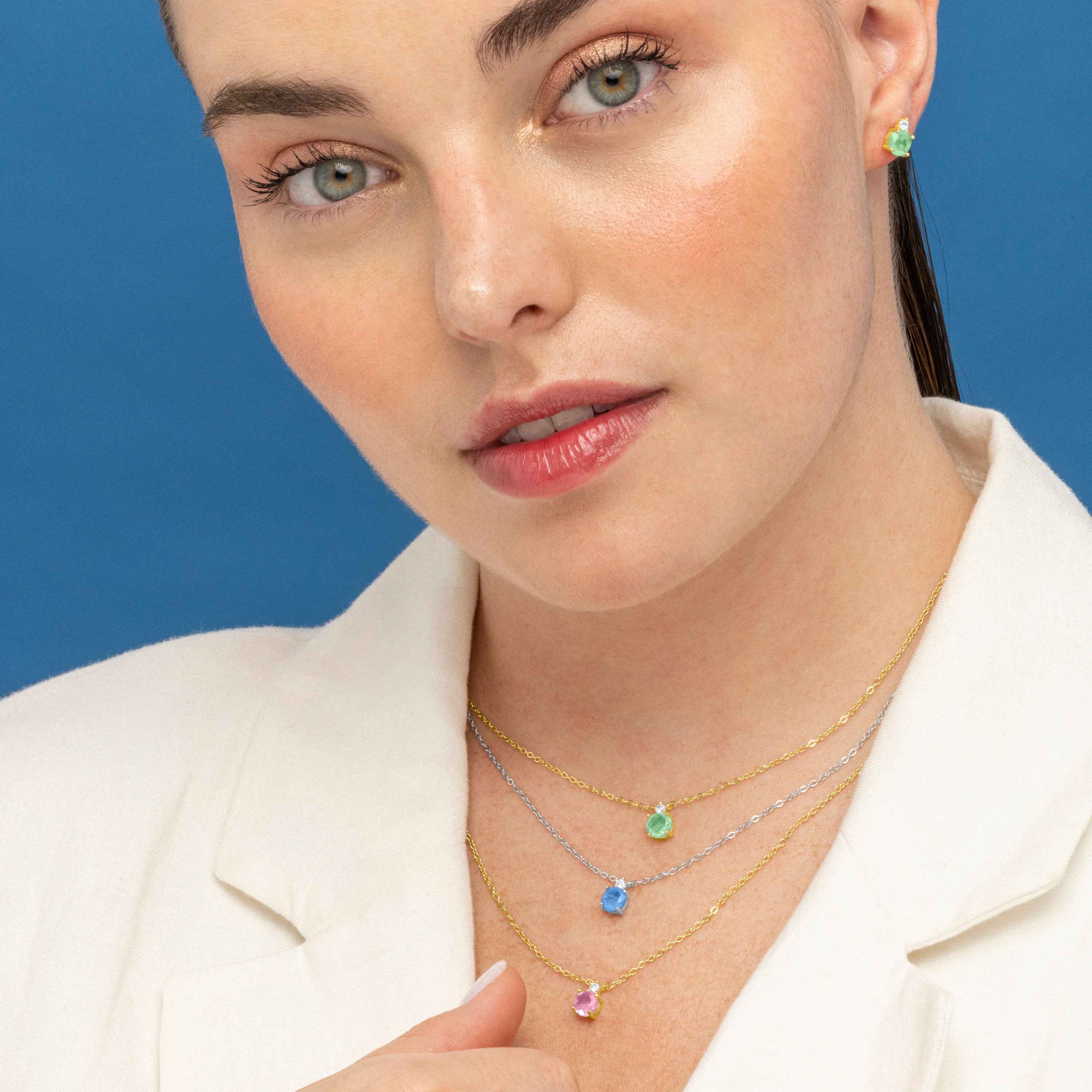 Collar de Plata de Ley 925 y Cuarzo Hidrotermal Kunzita acabado oro 18k - Akma