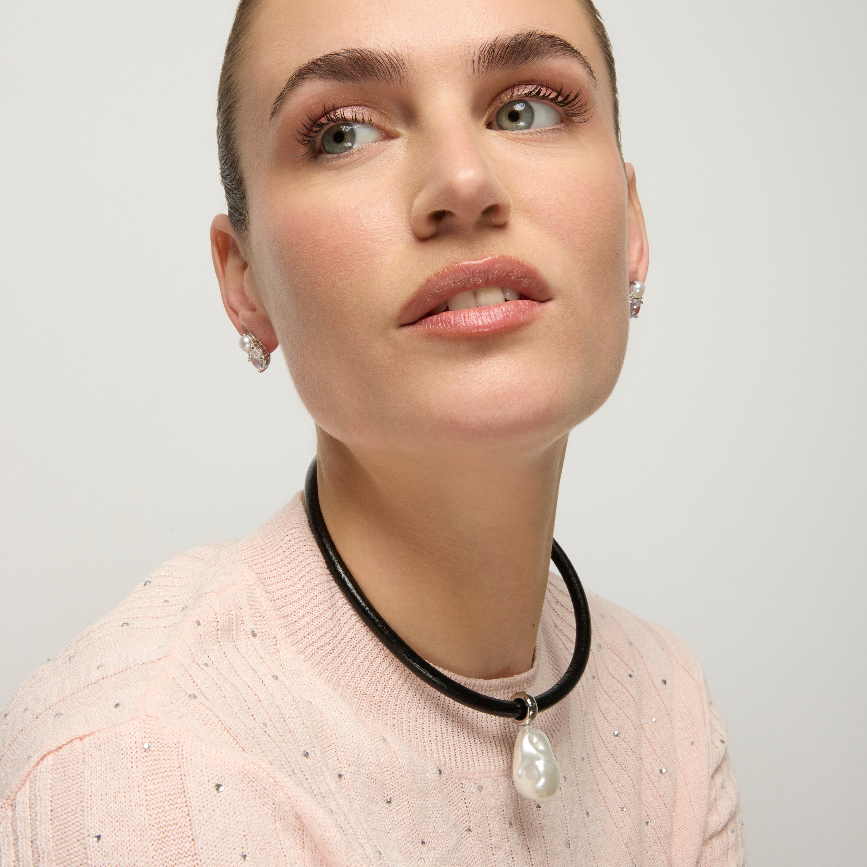 Collar de Plata de Ley 925 y Perla Blanca acabado rodio - Abongo