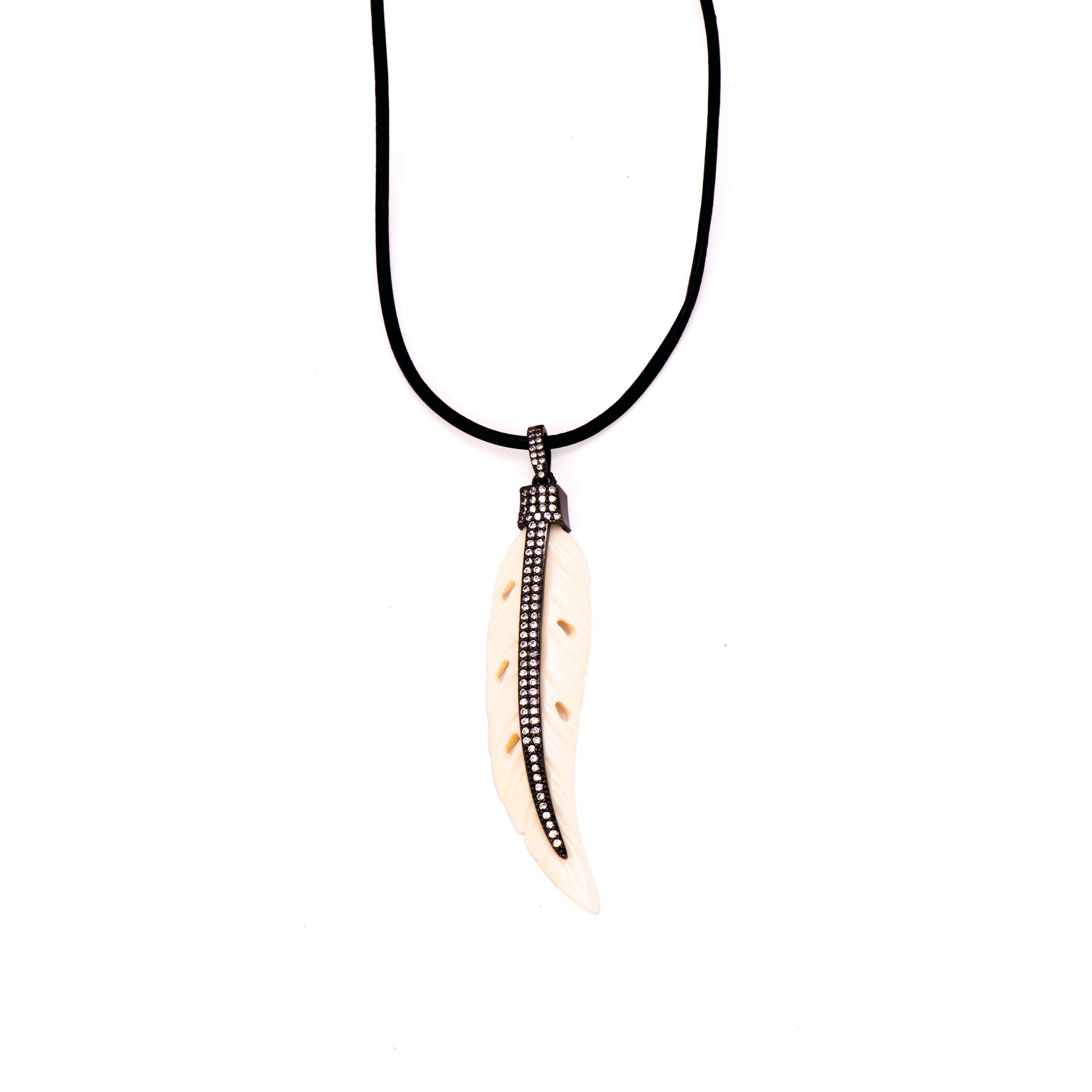 Collar de Plata de Ley 925 y Resina Crema acabado oro amarillo de 18k - Tymes