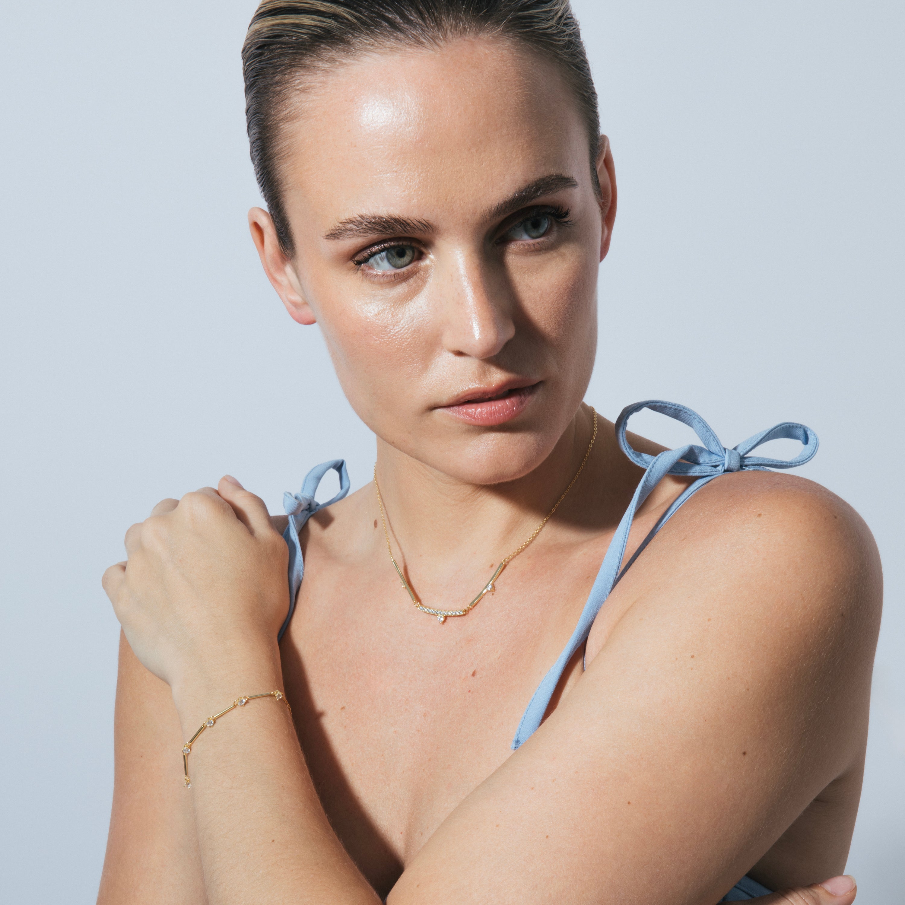 Collar de Plata de Ley 925 y Circonita Brillante acabado en oro amarillo 18k - Pakol