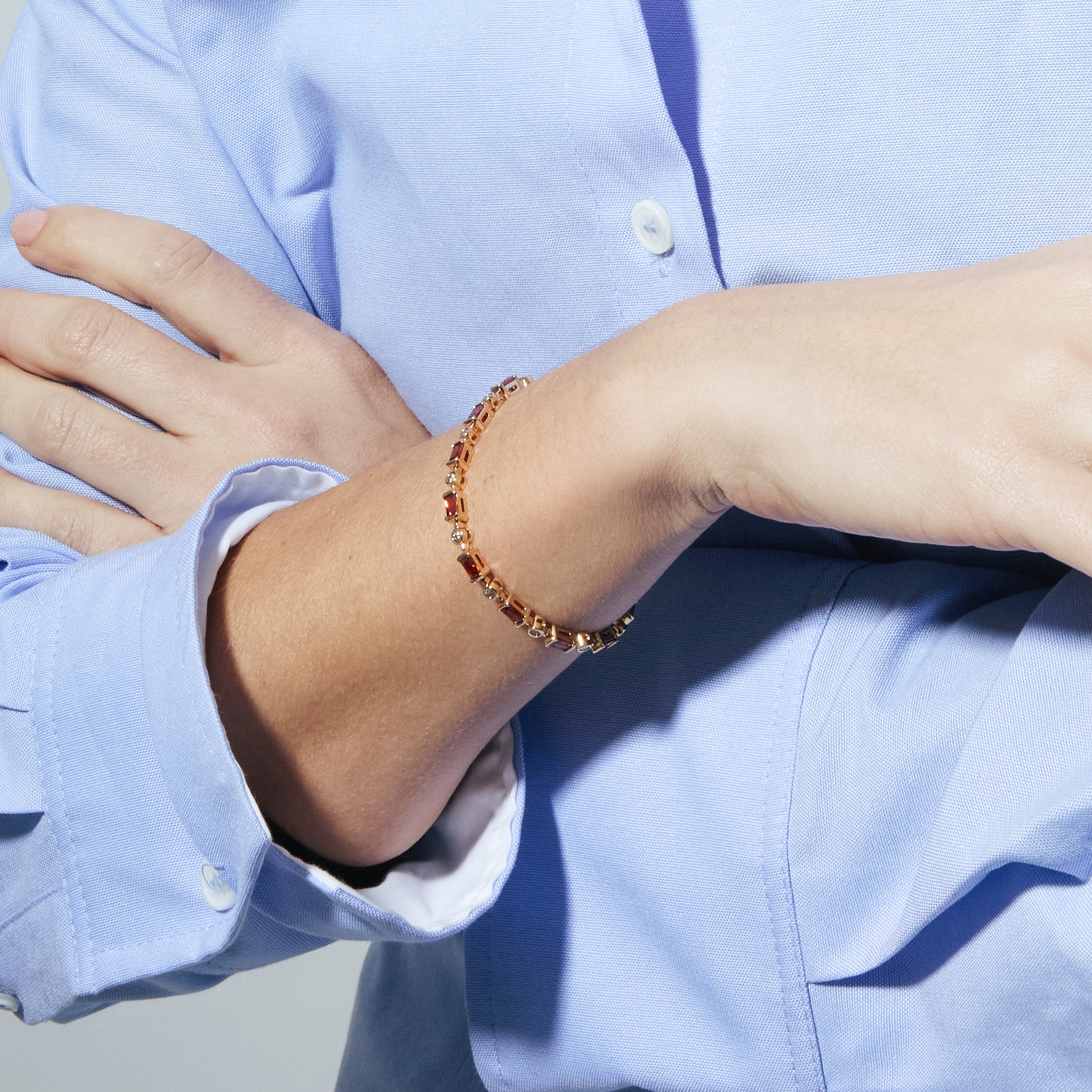 Pulsera de Circonita Rubí acabado en oro amarillo de 18k - Cusna