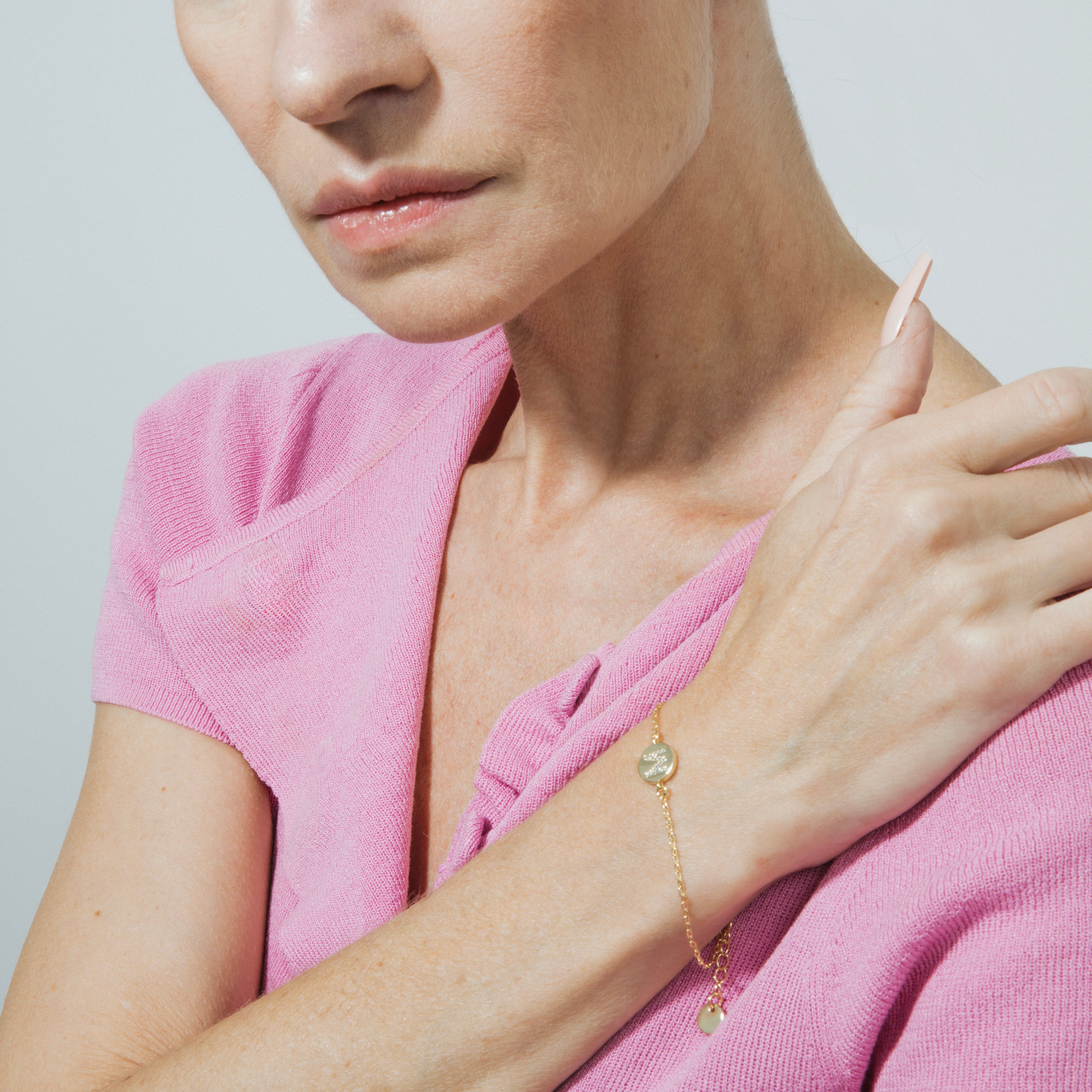 Pulsera con Circonita Brillante acabado oro amarillo 18k - Alphabet
