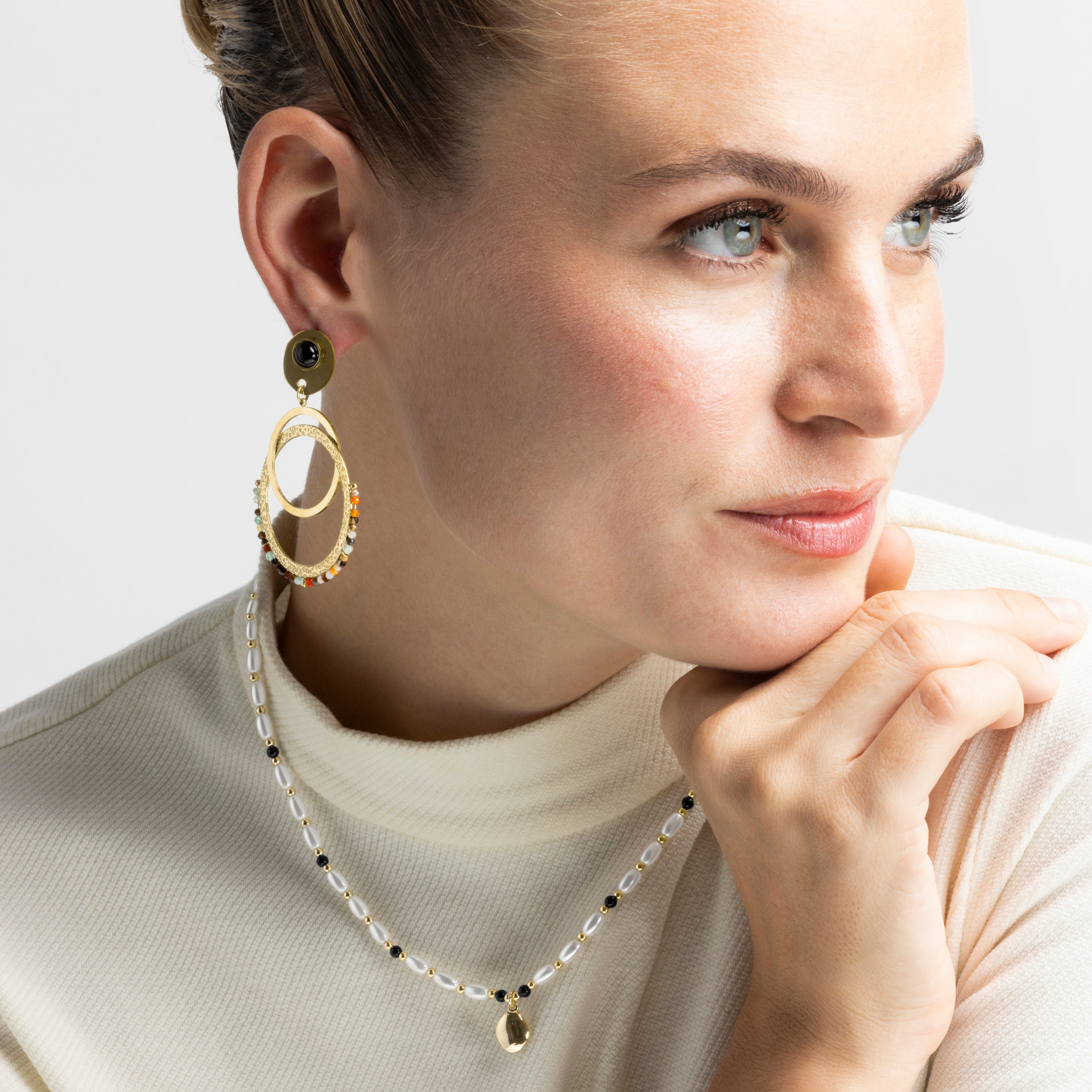 Pendientes con Cristal Multicolor acabado oro 18k - Kharaj