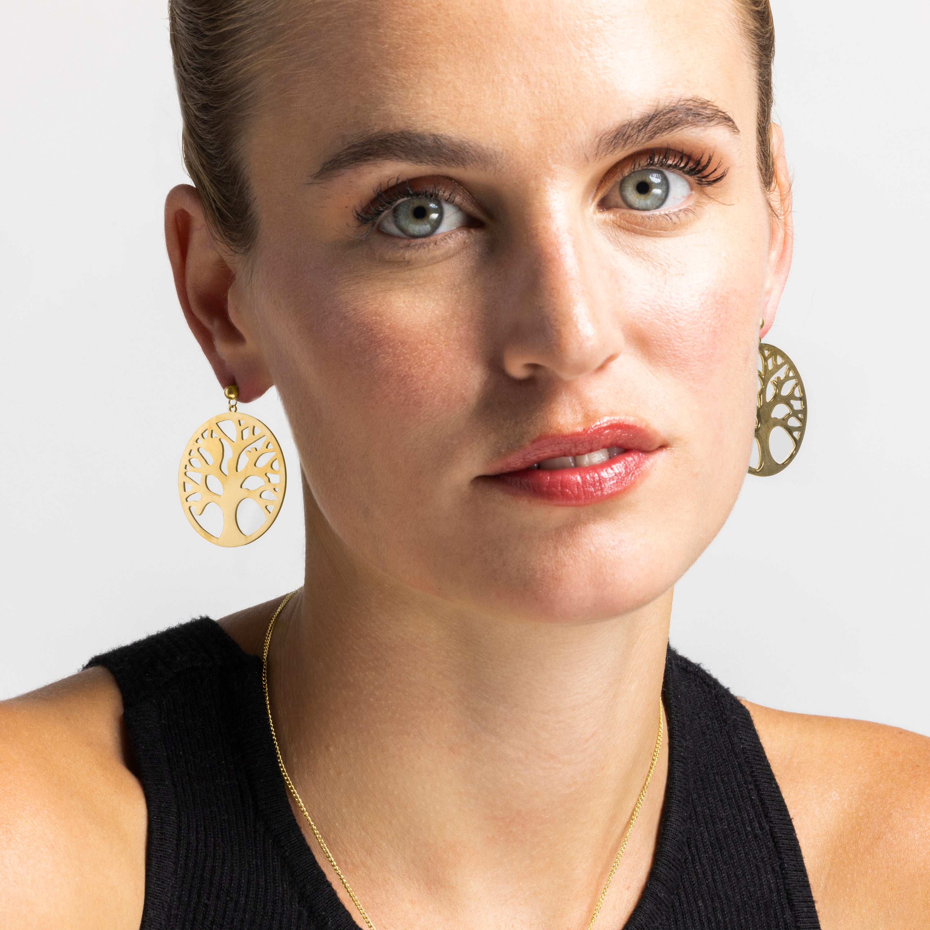 Pendientes acabado oro 18k - Konssa