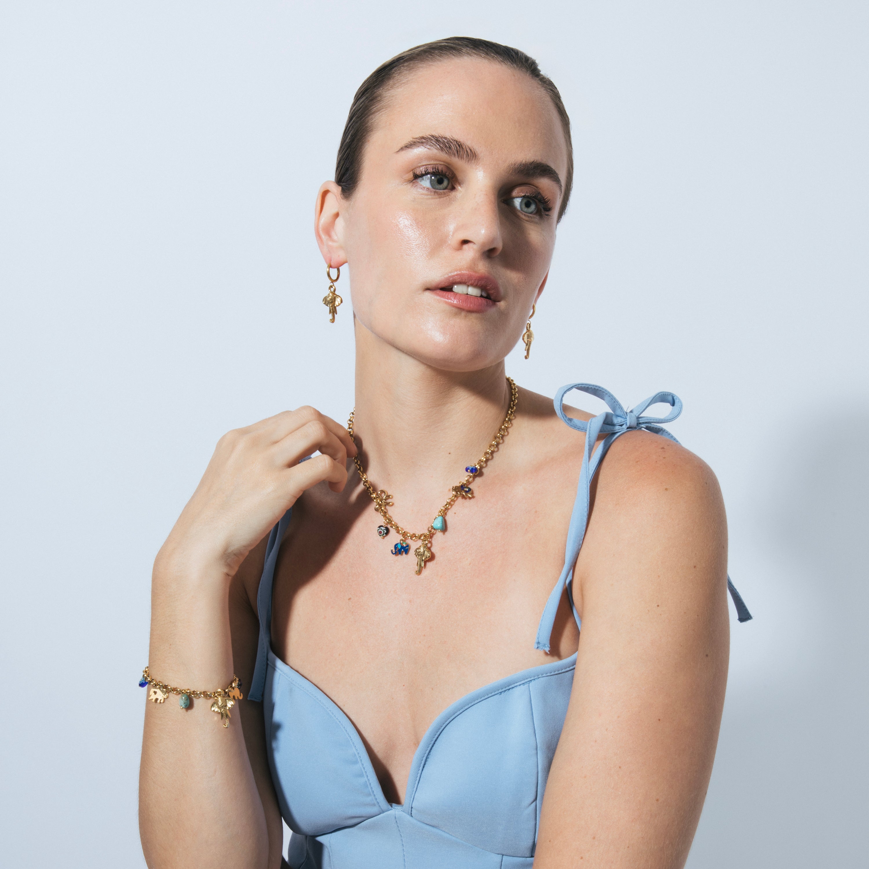 Pendientes acabado en oro amarillo 18k - Sisdek