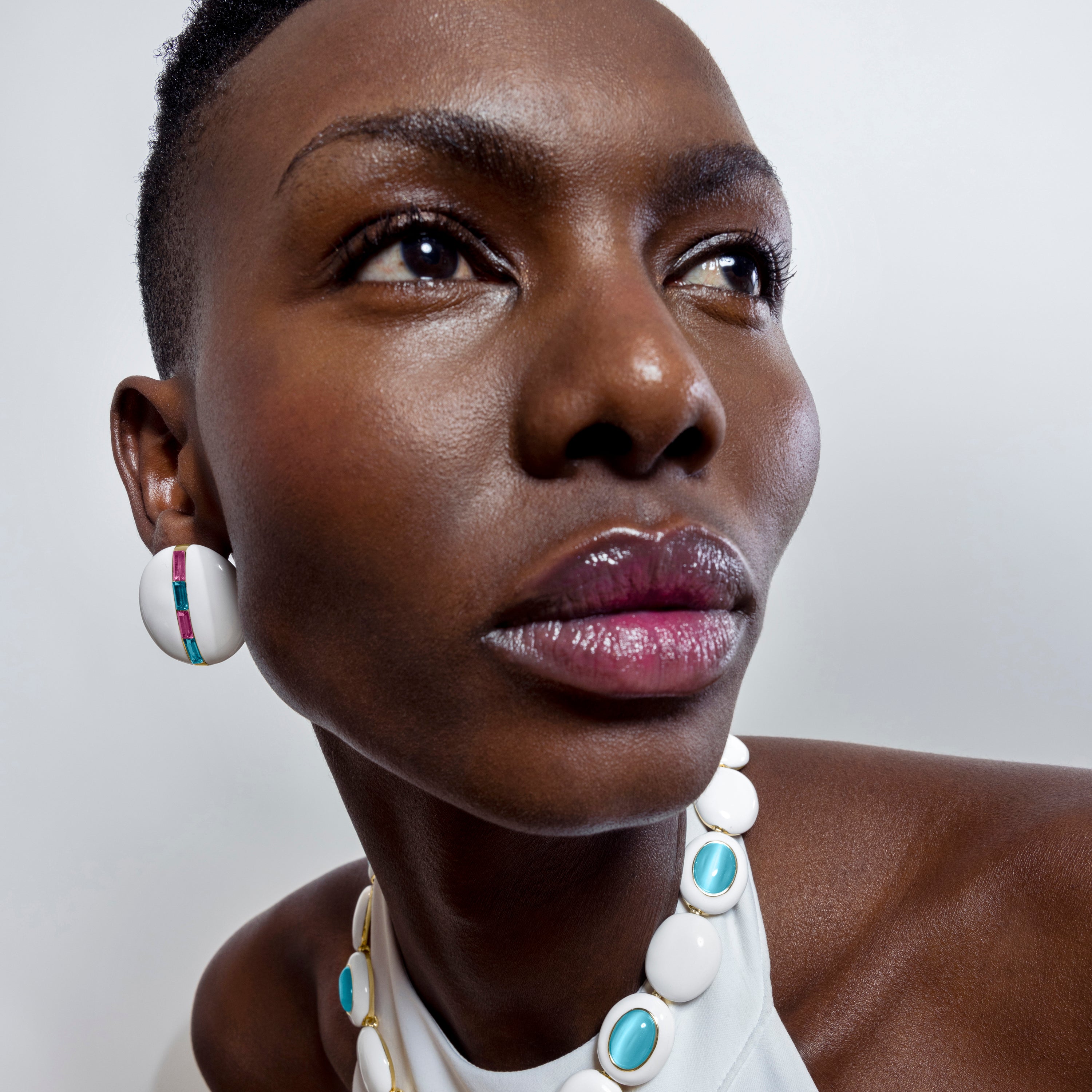 Pendientes de Circonita Multicolor acabados en oro amarillo de 18k - Zadru