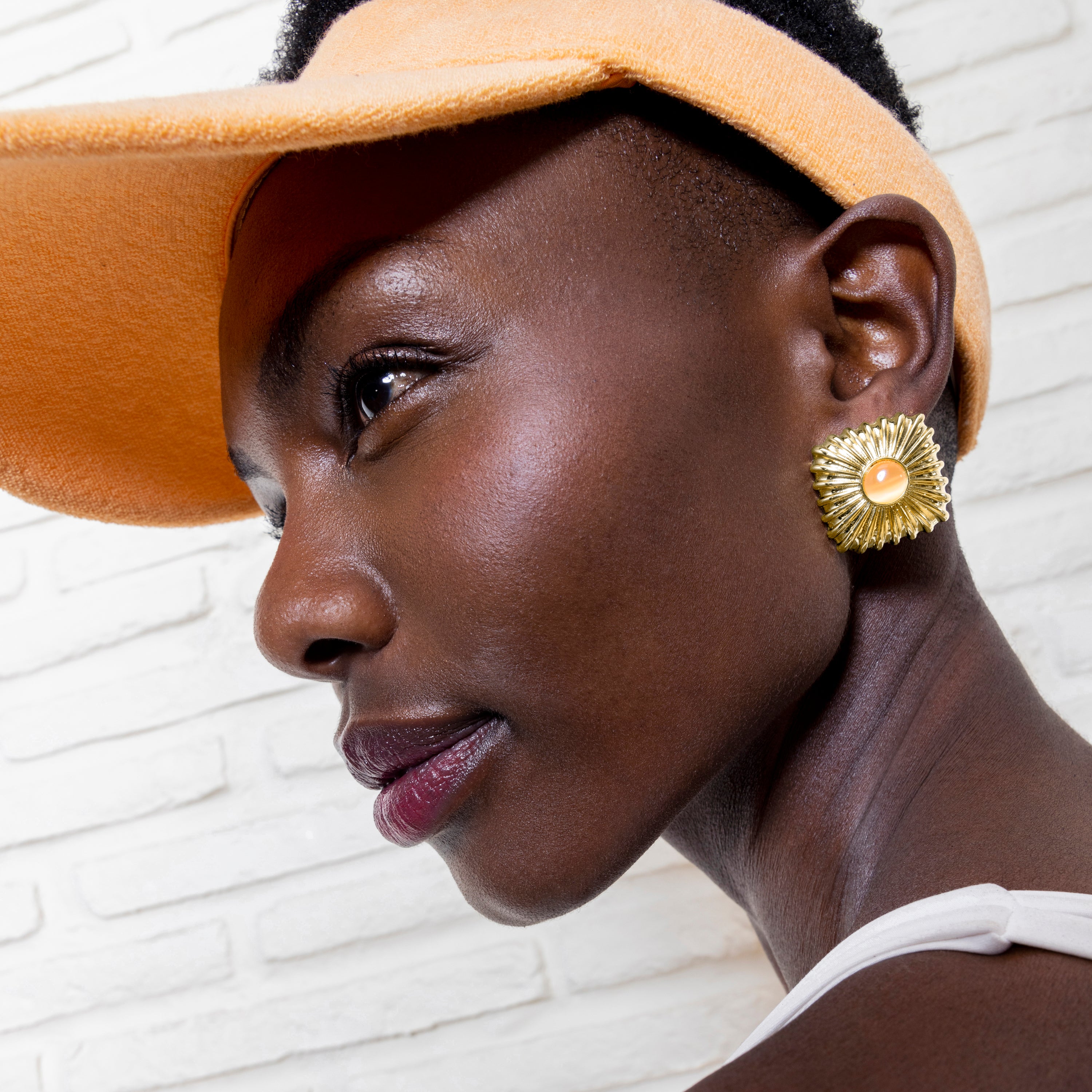 Pendientes de Ojo de Gato Naranja acabados en oro amarillo de 18k - Raimra