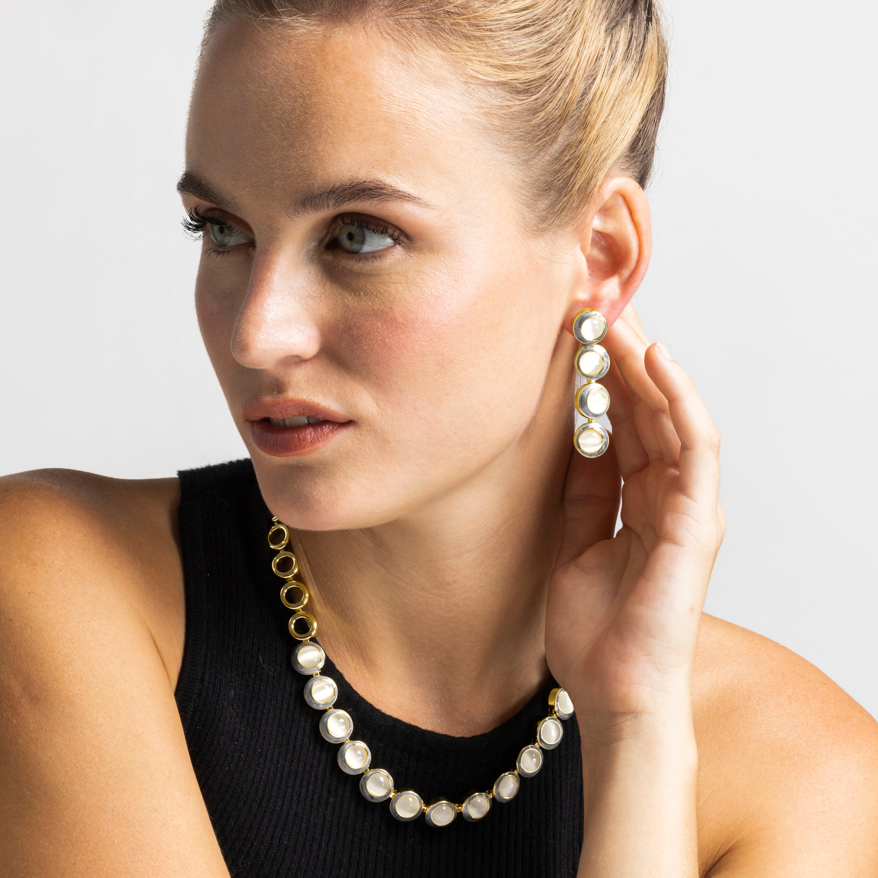 Pendientes con Ojo de Gato acabado oro 18k - Nawil