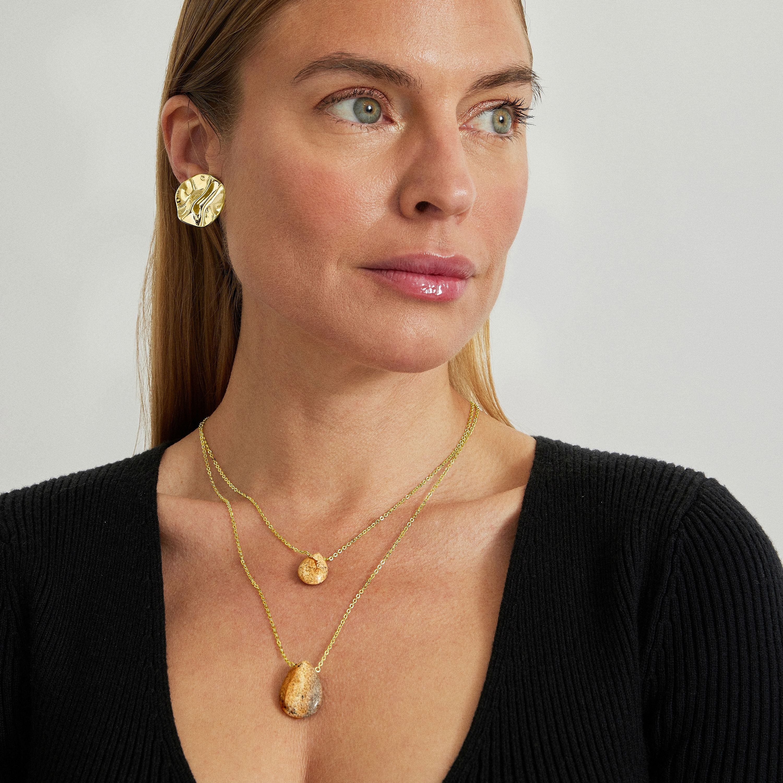 Pendientes acabados en oro amarillo de 18K - Tisa