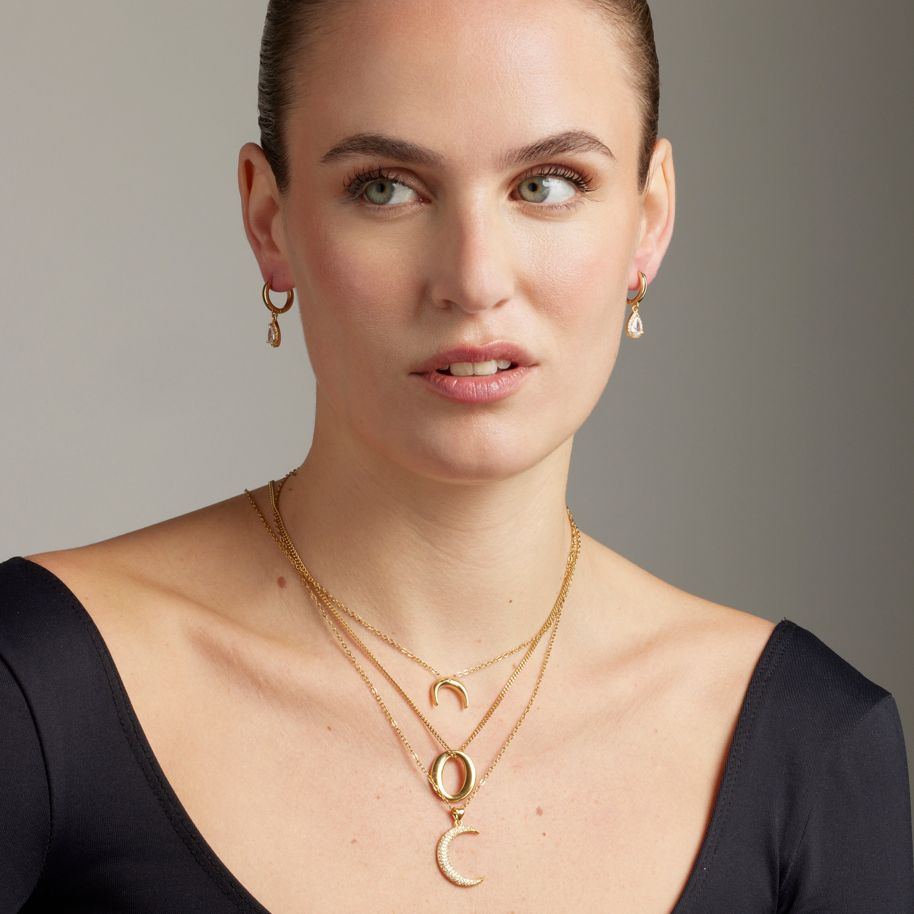 Pendientes de Circonita Brillante acabados en oro amarillo 18K - Hade