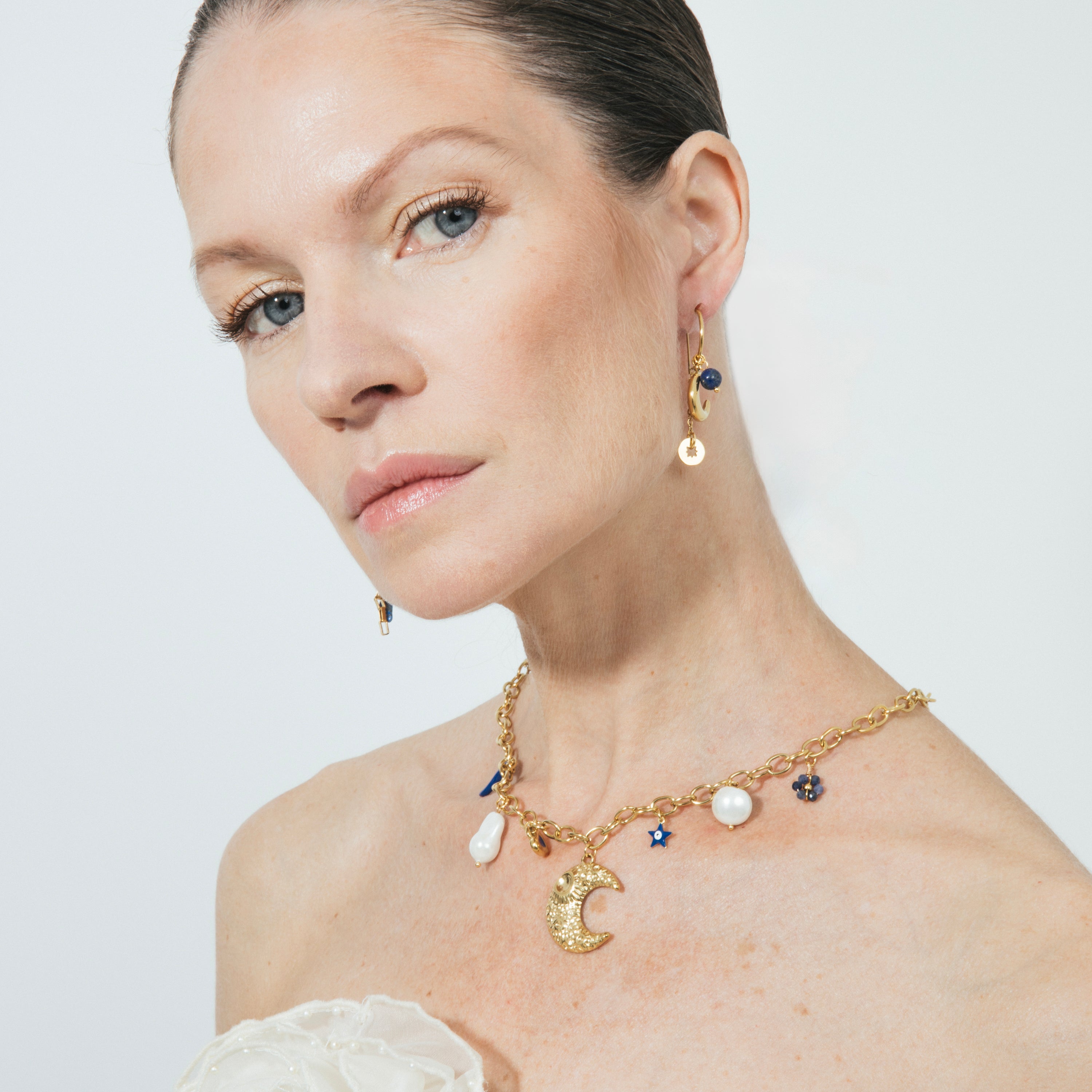 Collar de Lacado Azul acabado en oro amarillo 18k - Lynou