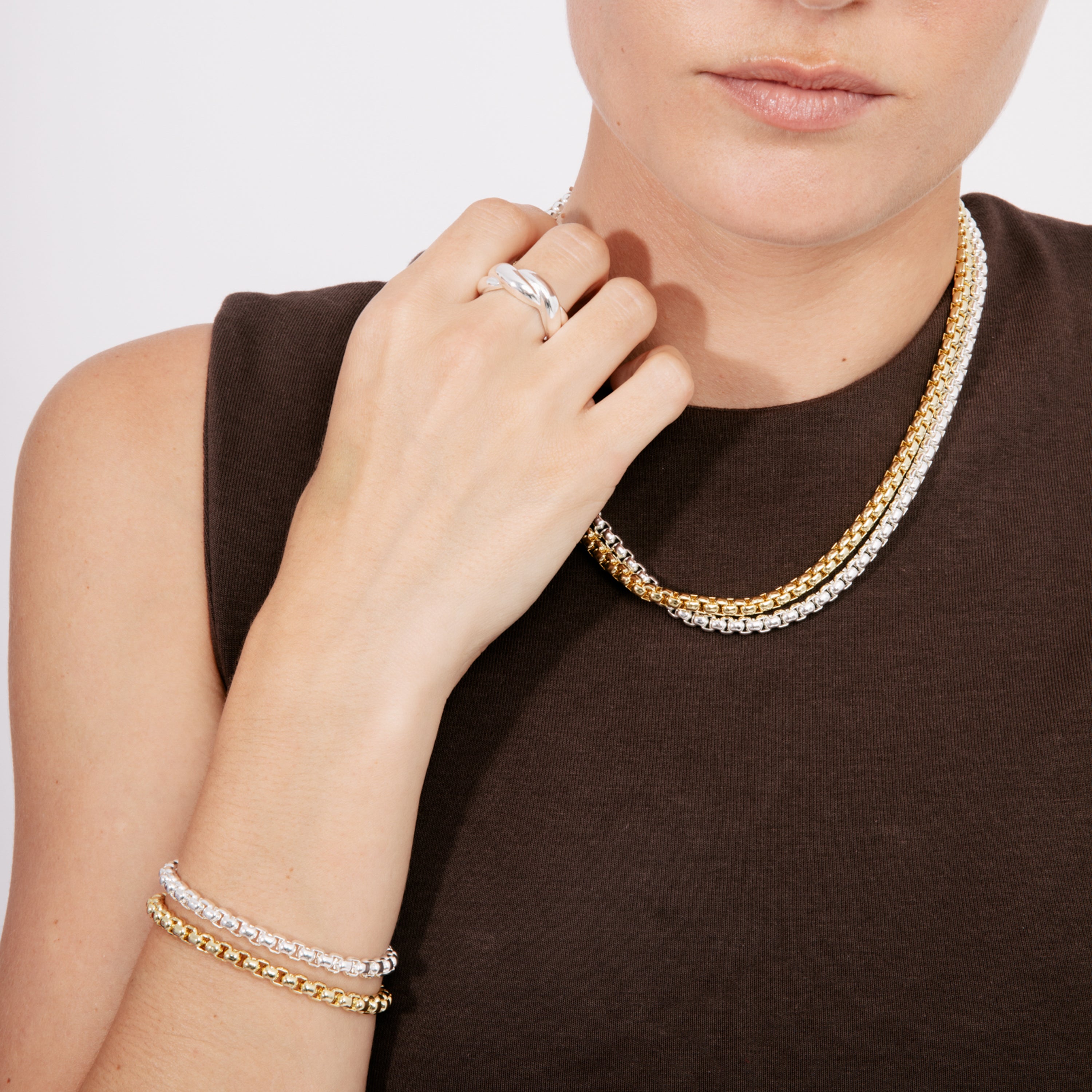 Collar de 42cm acabado en oro amarillo de 18k - Zugiro