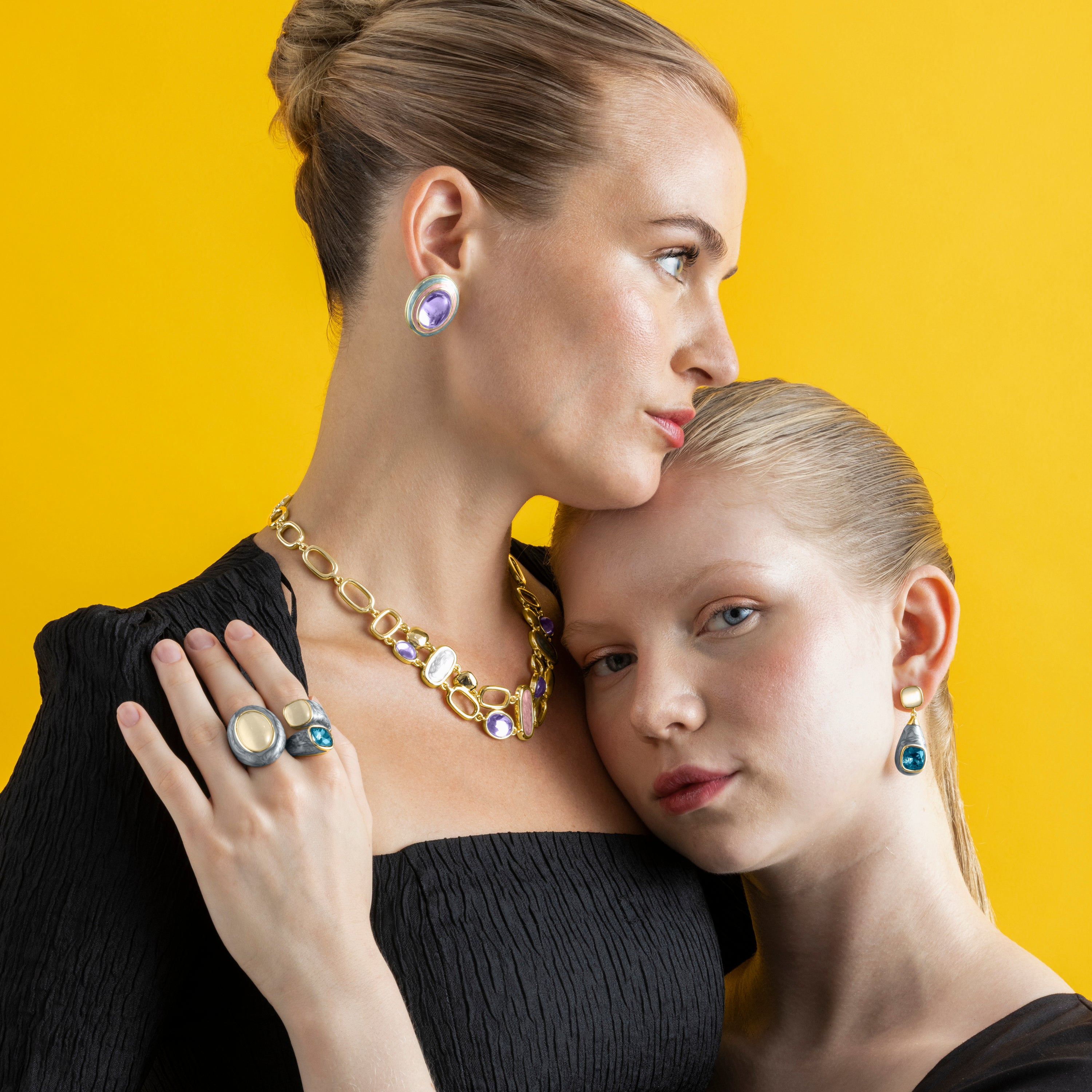 Anillo con Lacado Gris acabado oro 18k - Sethi