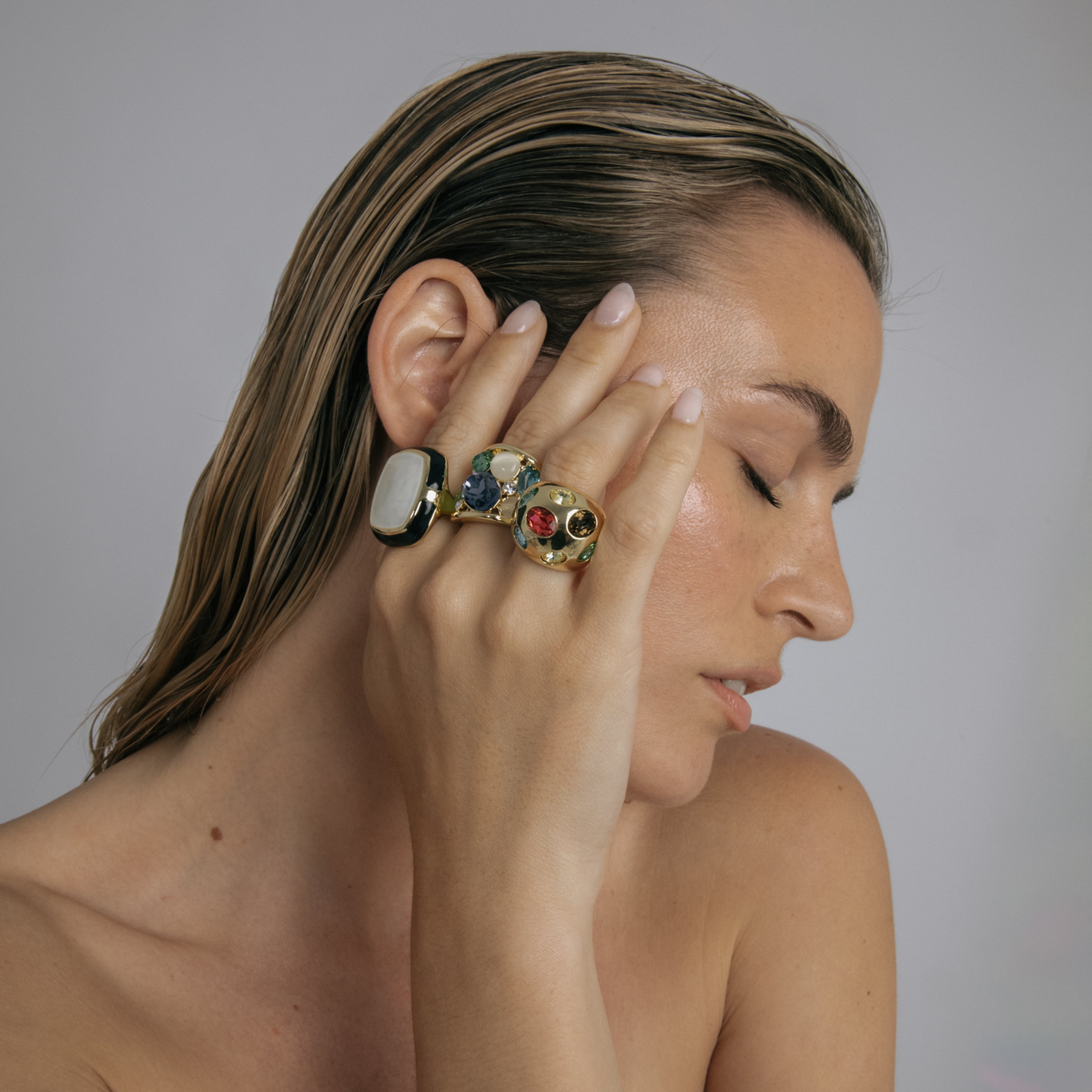 Anillo acabado en oro amarillo de 18k - Sirju