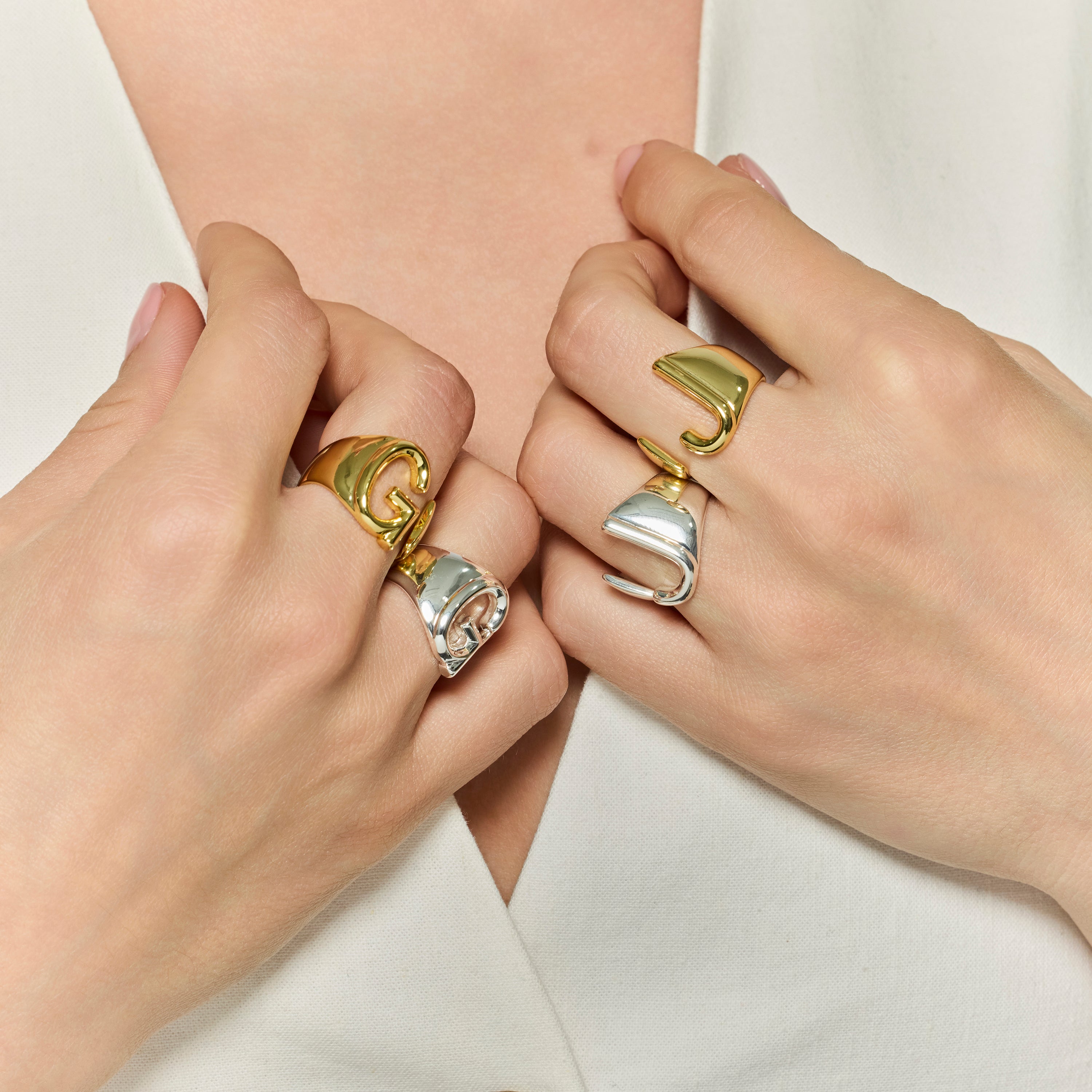 Anillo acabado oro amarillo 18k - Alphabet