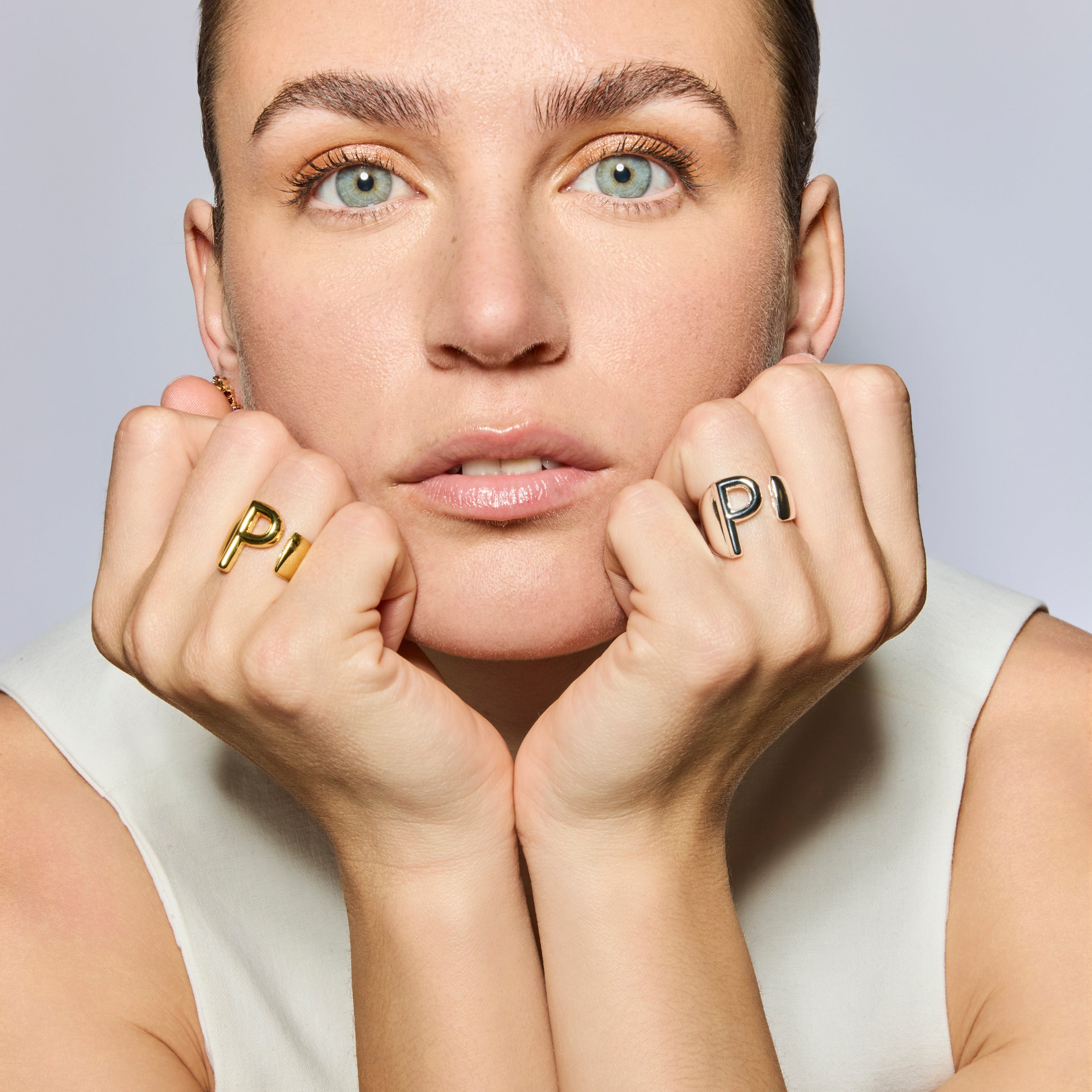 Anillo acabado oro amarillo 18k - Alphabet