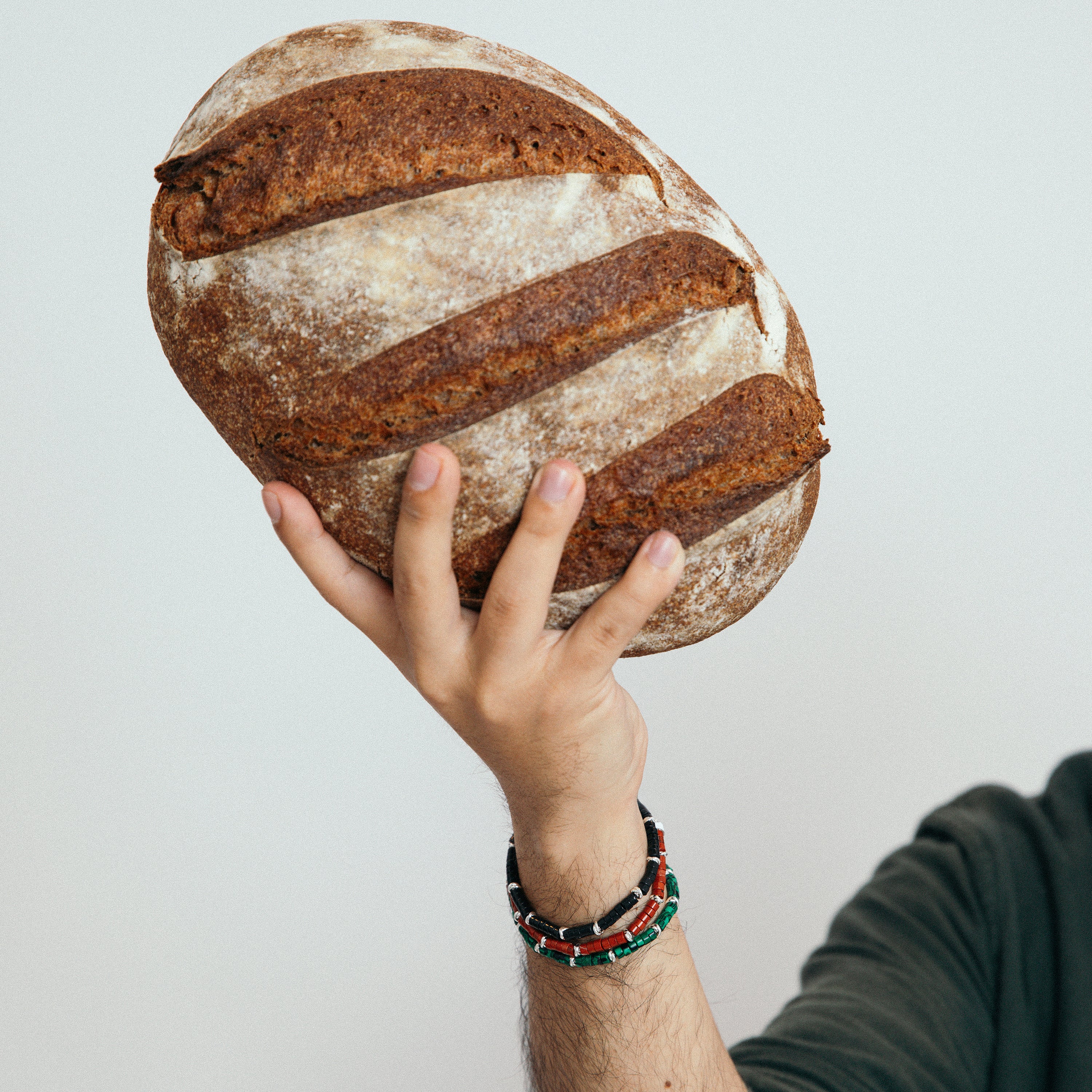 Pulsera acabado plata y Onix - Silbi