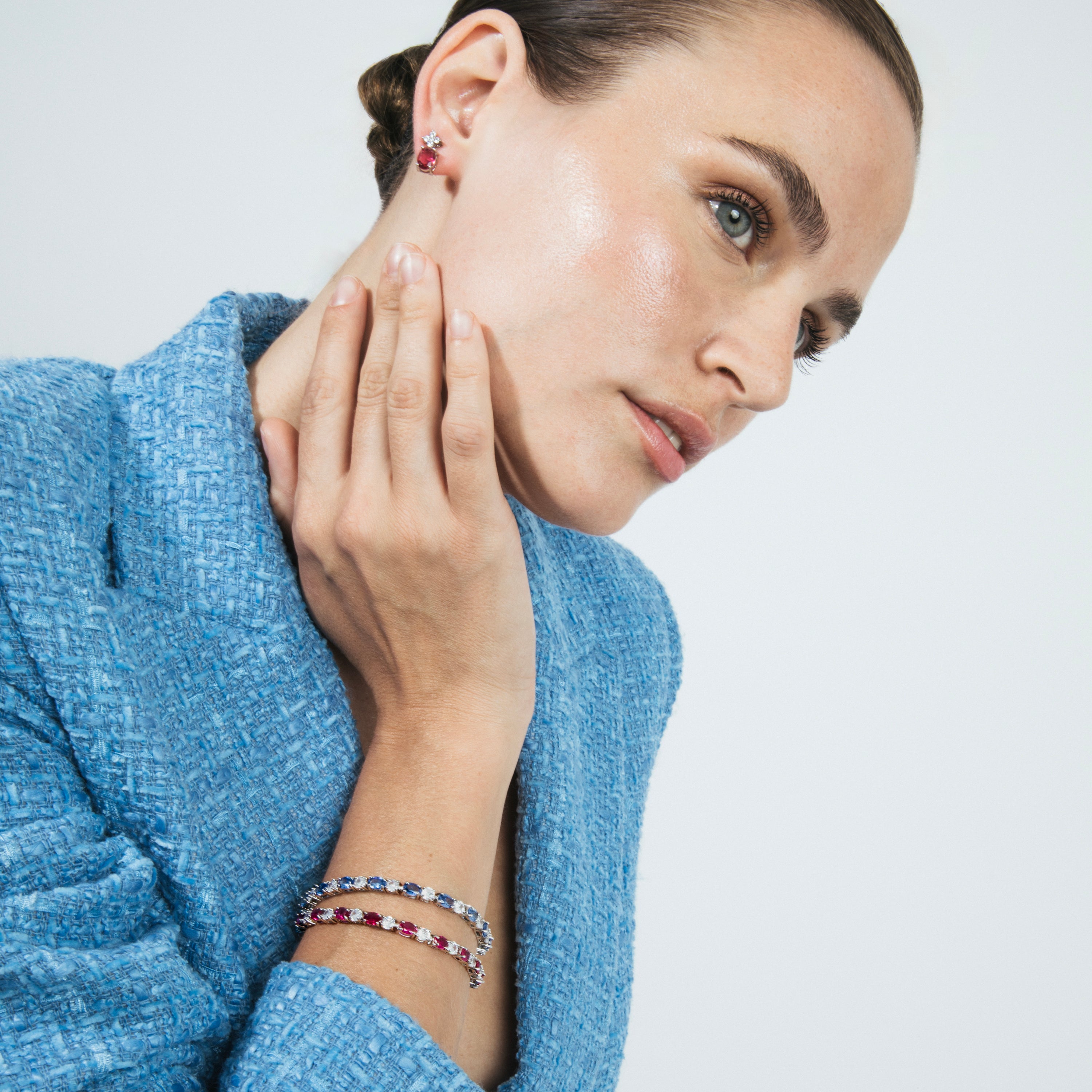 Pendientes de Circonita Rubí acabado en rodio - Misze