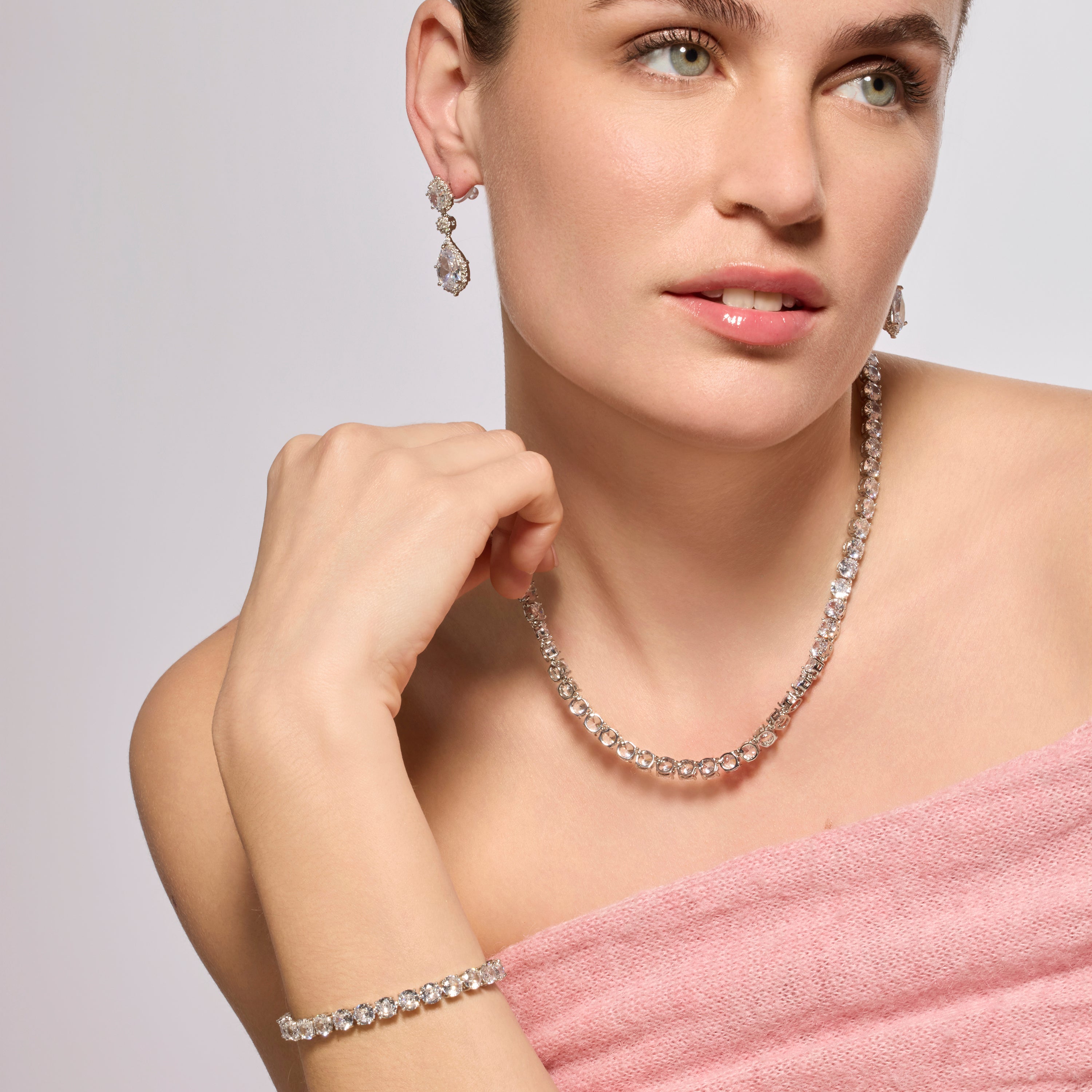 Collar acabado plata y Circonita Brillante - Ginsi