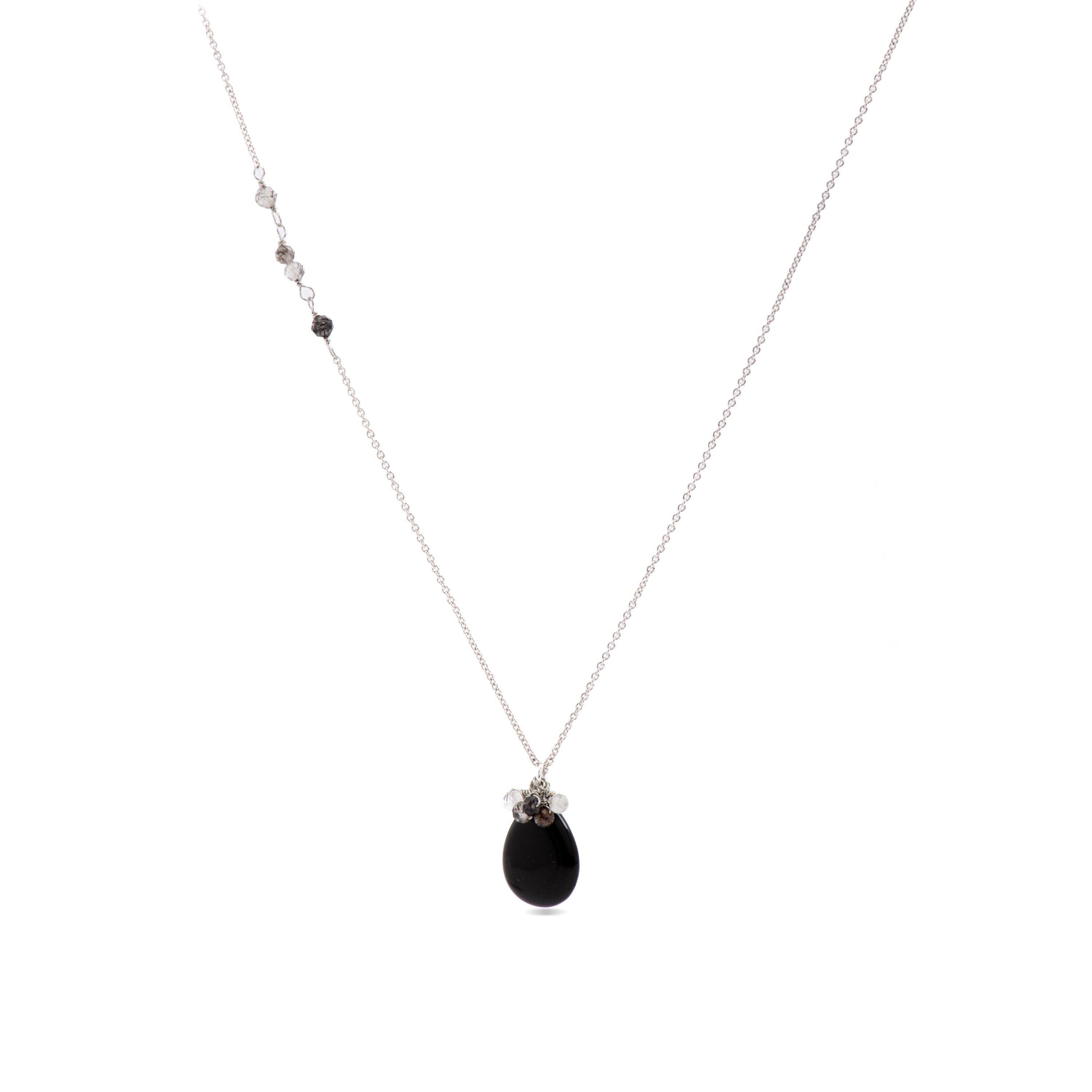 Collar de Onix acabado en rodio - Adak